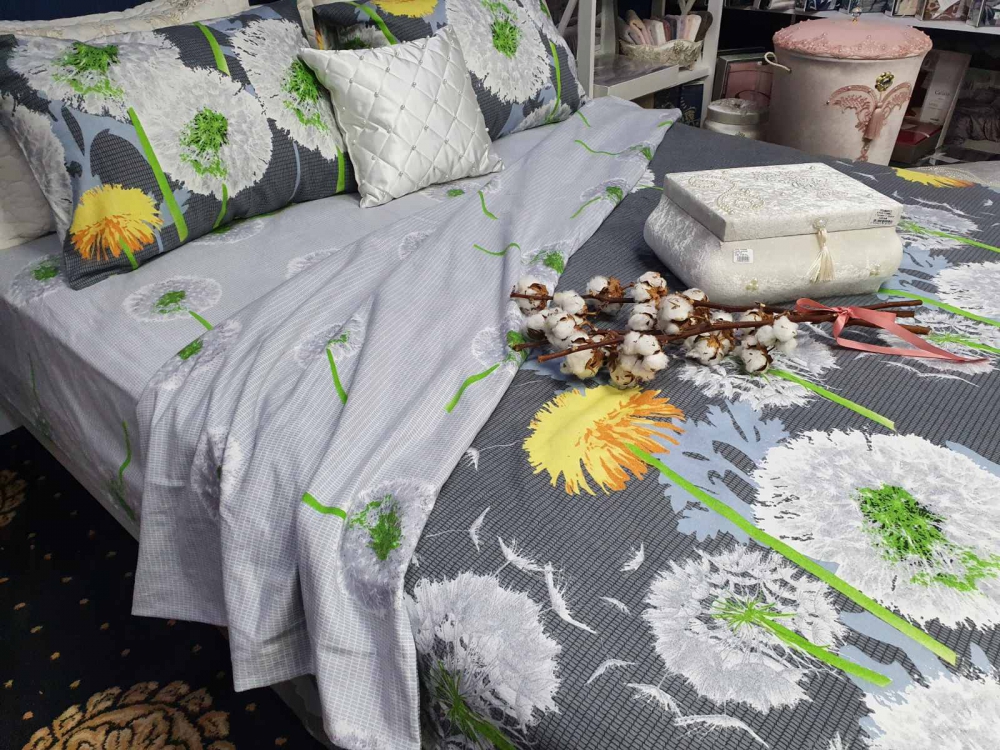 Комплект постельного белья Komfort-tekstil Абсолют, фланель (Евро на резинке) 
Комплект постельного белья Komfort-tekstil Абсолют, фланель (Евро на резинке)