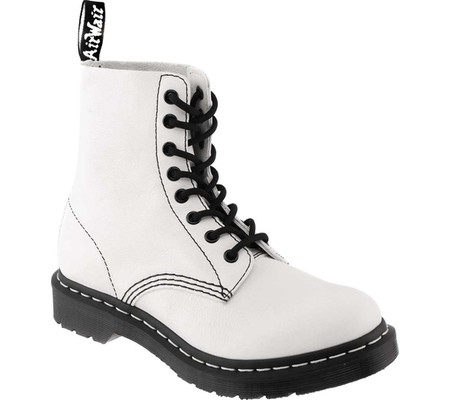 Женские ботинки Dr. Martens 1460 Pascal Virginia Ankle Boot Optical White Virginia Nappa Leather 43
Женские ботинки Dr. Martens 1460 Pascal Virginia Ankle Boot Optical White Virginia Nappa Leather 43