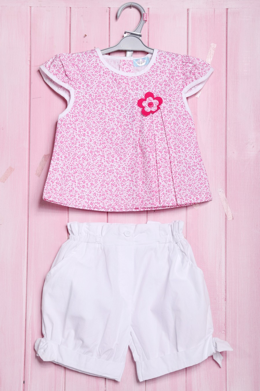 Комплект: футболка и шорты Denny et Danny 86-92(см) Розовый микс (Pink) (56324)
Комплект: футболка и шорты Denny et Danny 86-92(см) Розовый микс (Pink) (56324)