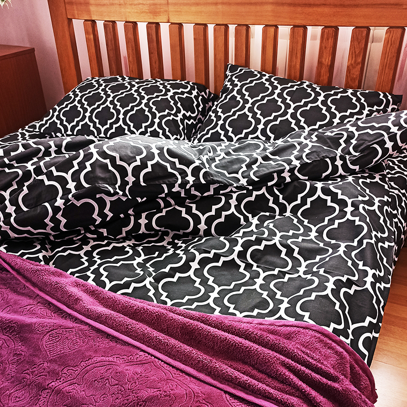 Комплект постельного белья из бязи Time Textile Марокано черный двуспальный Черный TT103104-d 70х70
Комплект постельного белья из бязи Time Textile Марокано черный двуспальный Черный TT103104-d 70х70