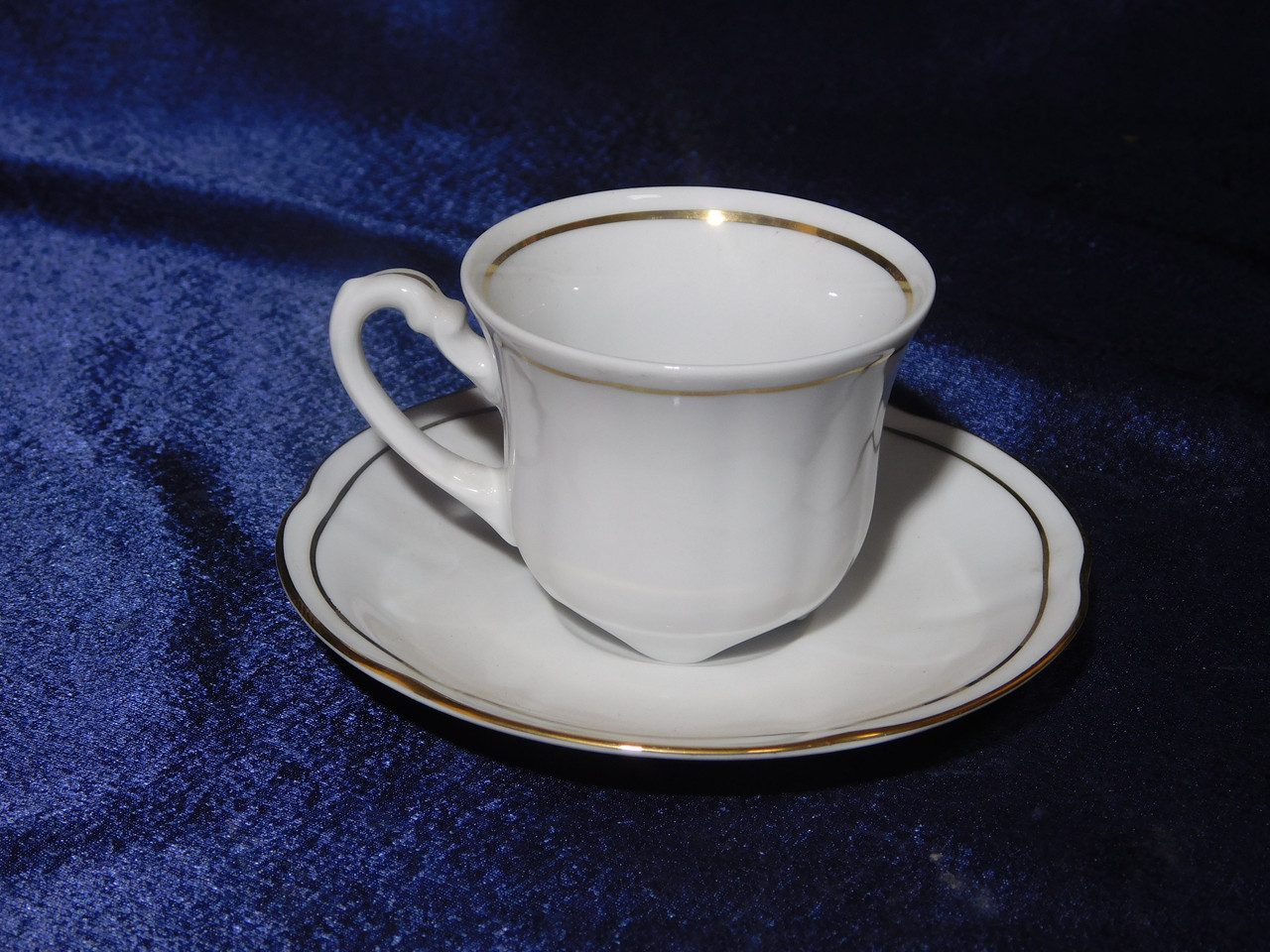 Набор чашек для кофе мокко с блюдцами Cmielow Bolero 3604 на 6 персон 12 предметов
Набор чашек для кофе мокко с блюдцами Cmielow Bolero 3604 на 6 персон 12 предметов