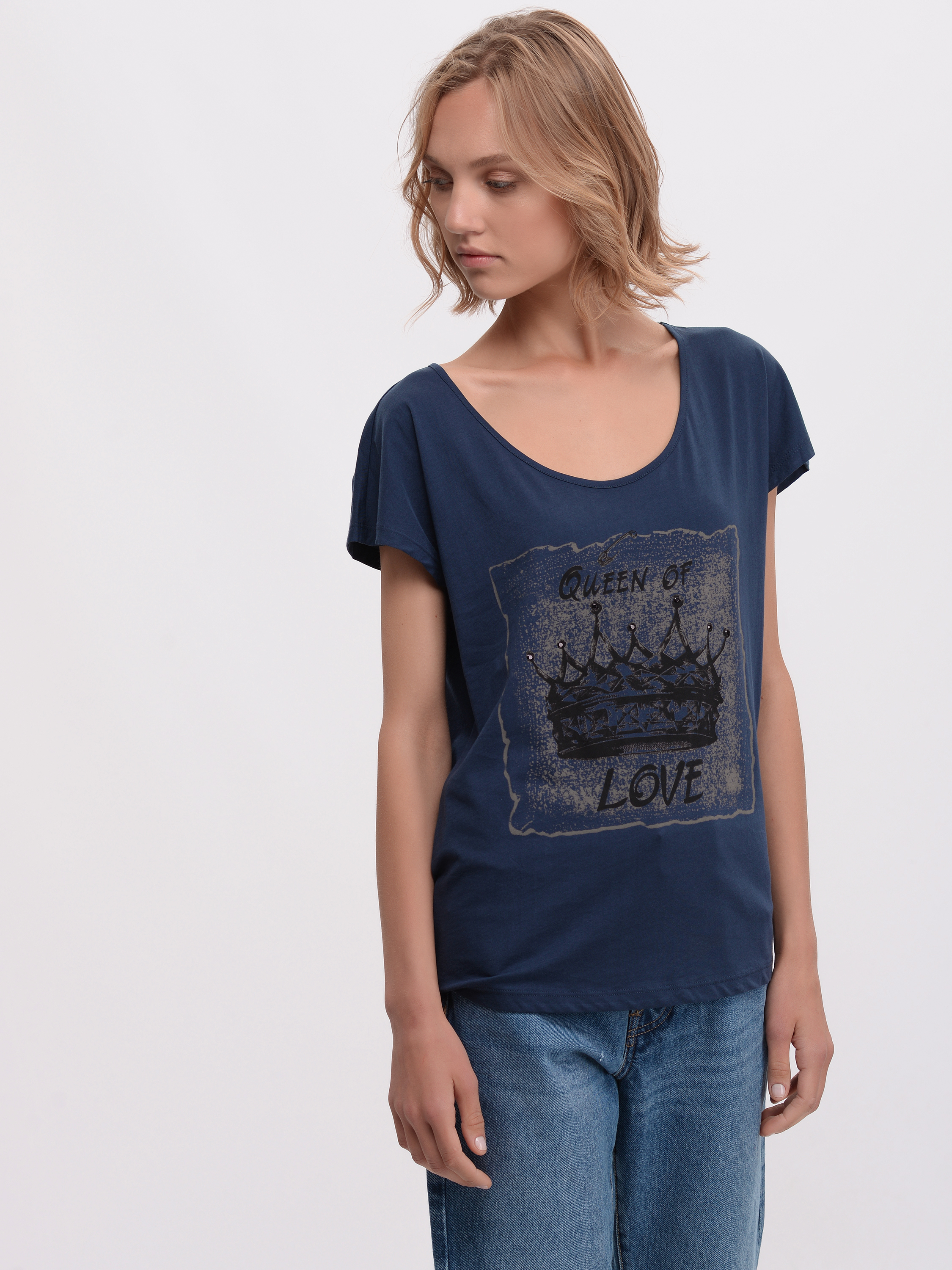 Футболка Love Moschino 6135.1 36 () Темно-синяя, Футболка Love Moschino 6135.1 36 (S) Темно-синяя
Футболка Love Moschino 6135.1 36 () Темно-синяя, Футболка Love Moschino 6135.1 36 (S) Темно-синяя