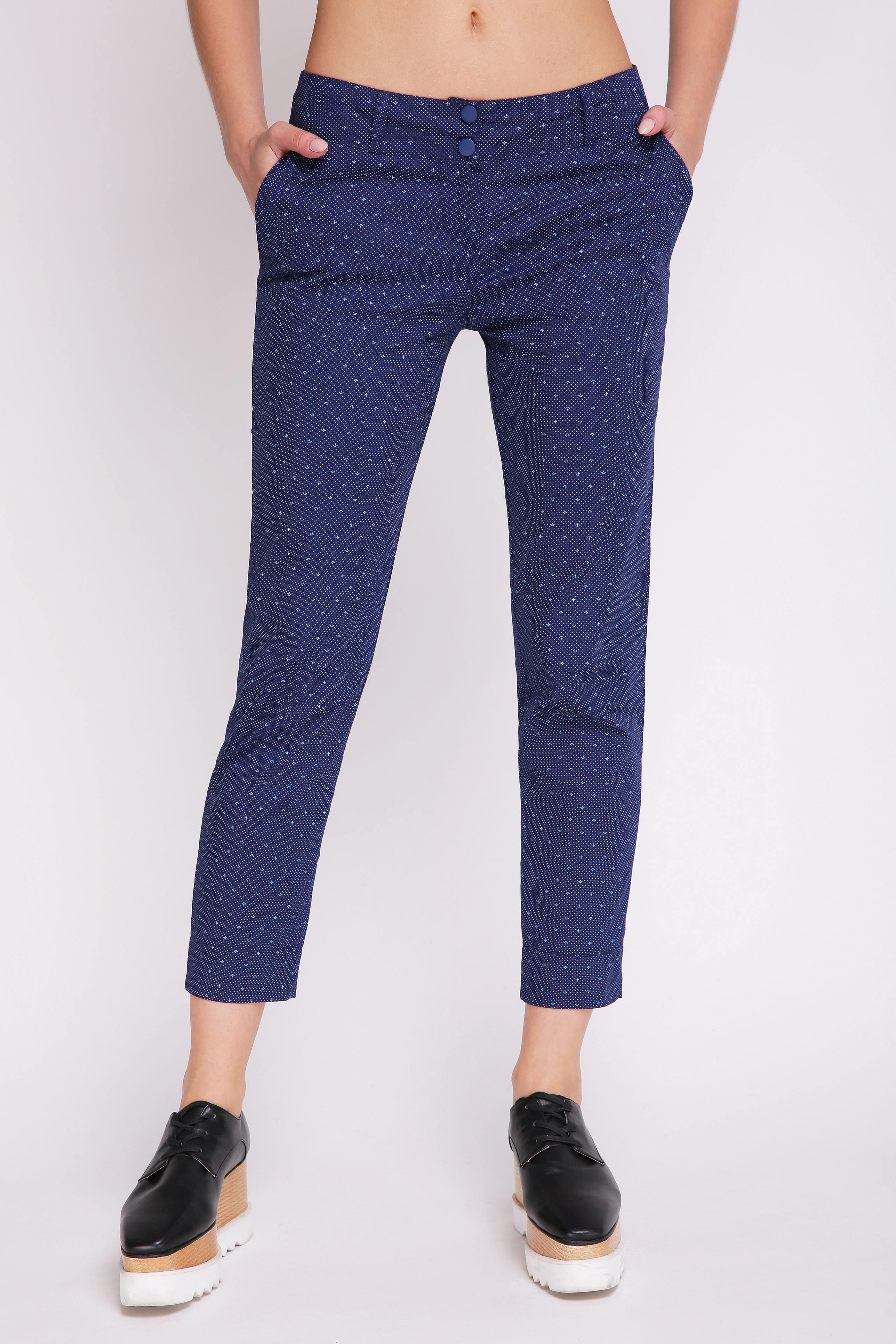 Брюки ARTSTYLE LEGGINGS "SUMMER-BATAL" BRK-254E-1 (светло-синий 1 мелкая точка) 58 (BRK-254E-1)
Брюки ARTSTYLE LEGGINGS "SUMMER-BATAL" BRK-254E-1 (светло-синий 1 мелкая точка) 58 (BRK-254E-1)