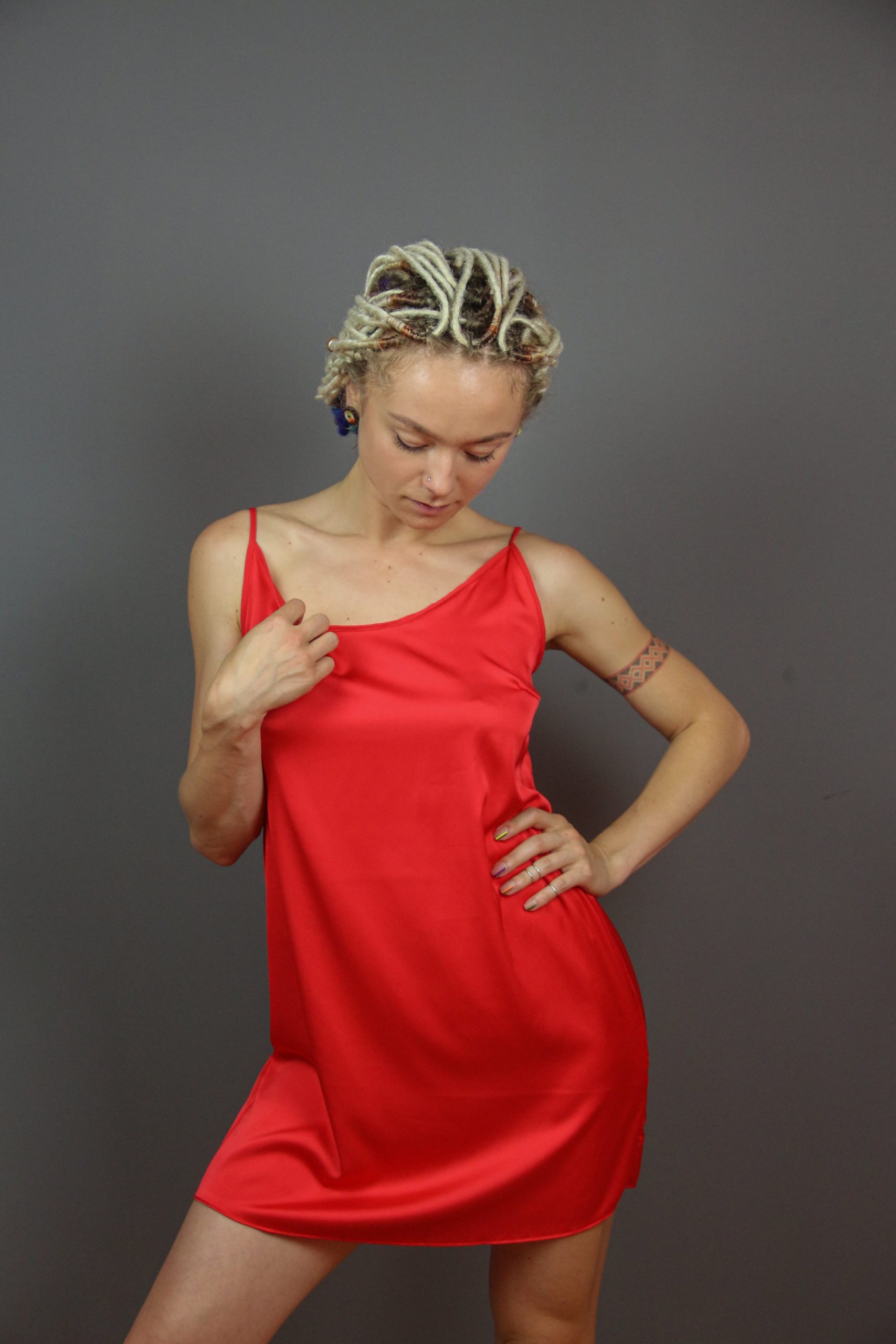 Жіноча піжама Dressy міді Червоний (6051, Жіноча піжама Dressy міді M Червоний (6051)
Жіноча піжама Dressy міді Червоний (6051, Жіноча піжама Dressy міді M Червоний (6051)