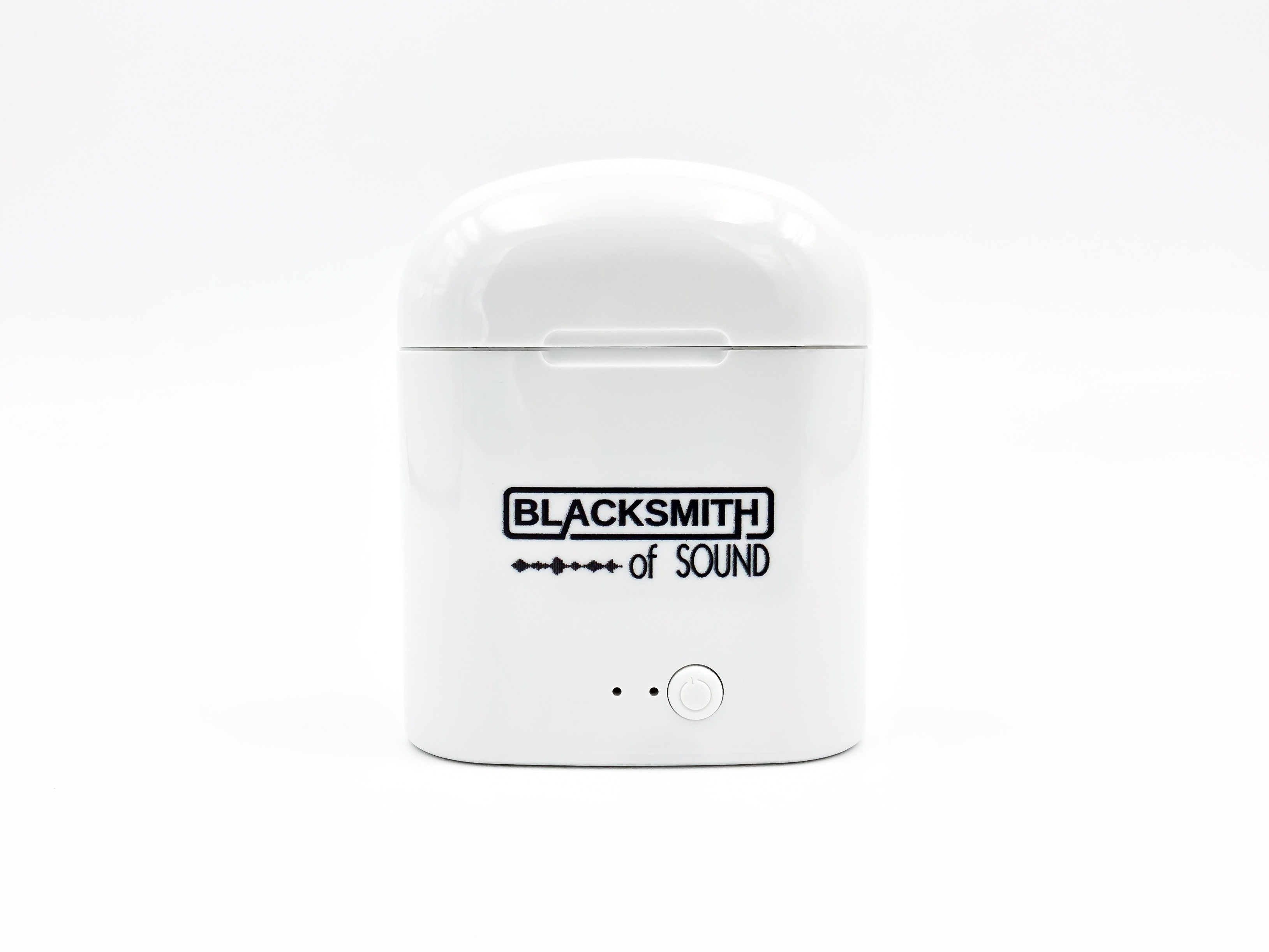 Беспроводные Bluetooth наушники BLACKSMITH i7S TWS mega sound с док-станцией White
Беспроводные Bluetooth наушники BLACKSMITH i7S TWS mega sound с док-станцией White