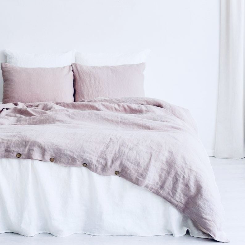 Комплект постельного белья LinenLove Loft Pale Rose с кокосовыми пуговицами 2 х 140х200 см Пыльная роза
Комплект постельного белья LinenLove Loft Pale Rose с кокосовыми пуговицами 2 х 140х200 см Пыльная роза