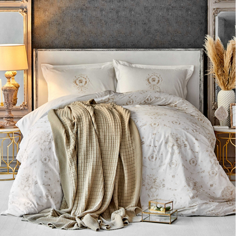 Комплект постельного с пледом Karaca Home Quatre delux gold (Евро) Белый, Бежевый svt-2000022239004
Комплект постельного с пледом Karaca Home Quatre delux gold (Евро) Белый, Бежевый svt-2000022239004
