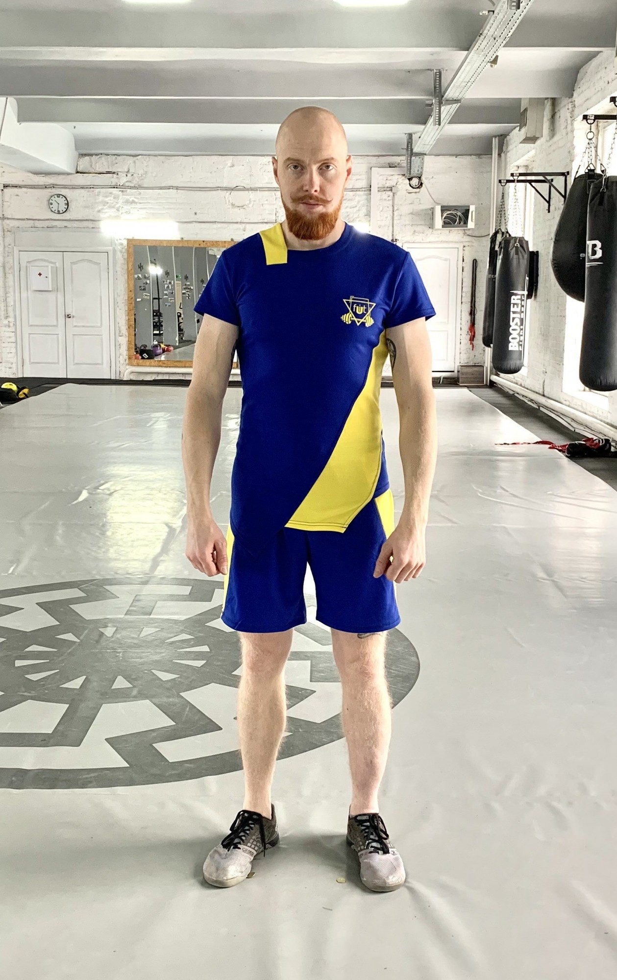 Мужской спортивный комплект (Футболка+шорты) Grade y-blue 1.0 FitU XL Синий 000151344
Мужской спортивный комплект (Футболка+шорты) Grade y-blue 1.0 FitU XL Синий 000151344