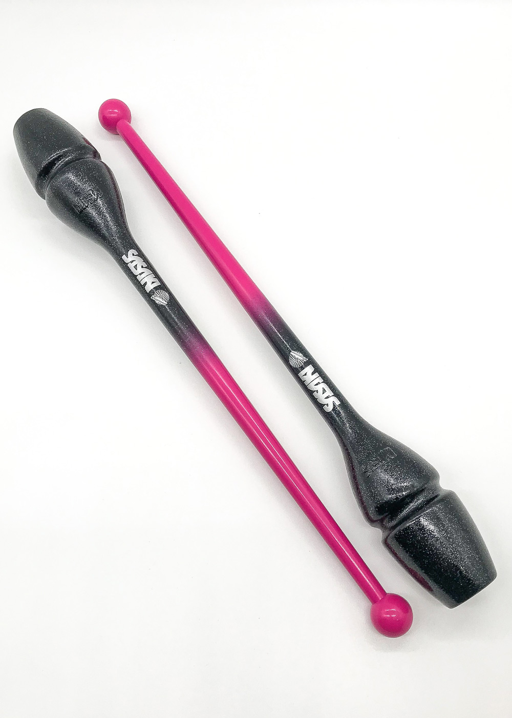 Булавы для гимнастики SASAKI NEW FIG M 34GH резина 44cm 150g Raspberry x Black (SC34GHx)
Булавы для гимнастики SASAKI NEW FIG M 34GH резина 44cm 150g Raspberry x Black (SC34GHx)