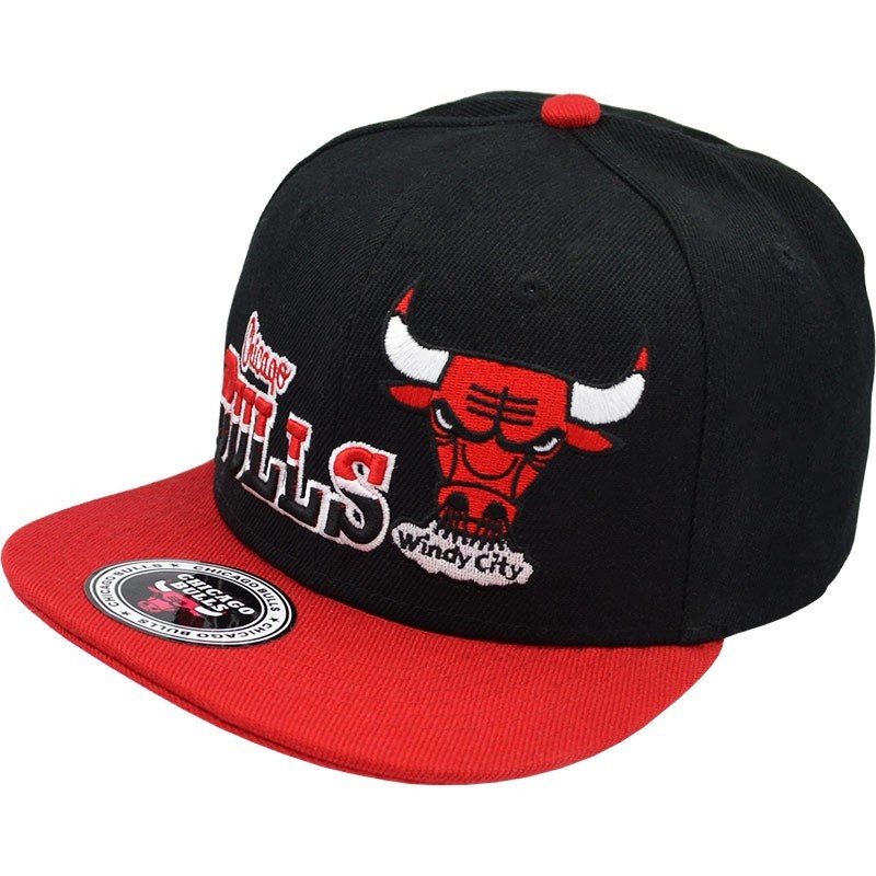 Детская кепка бейсболка Chicago Bulls черная с красным козырьком на застежке 50-54 см 700-93
Детская кепка бейсболка Chicago Bulls черная с красным козырьком на застежке 50-54 см 700-93
