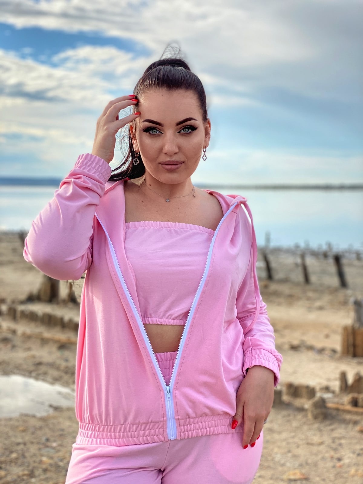 Спортивный костюм DNKA р41476.1 - Розовый, Спортивный костюм DNKA р41476.1 54-56 Розовый
Спортивный костюм DNKA р41476.1 - Розовый, Спортивный костюм DNKA р41476.1 54-56 Розовый