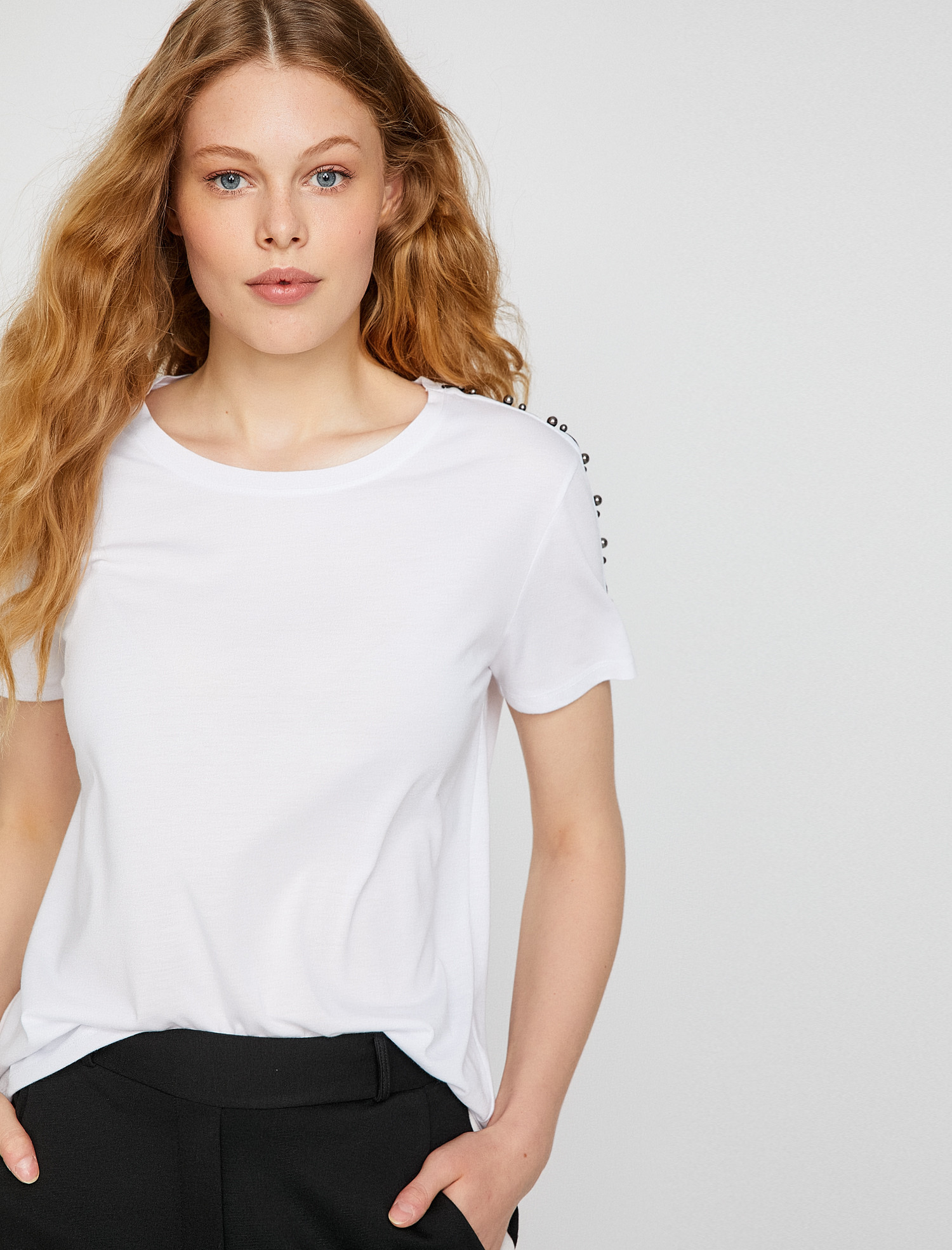 Футболка Koton 8YAK13419EK-000 XL White 
Футболка Koton 8YAK13419EK-000 XL White