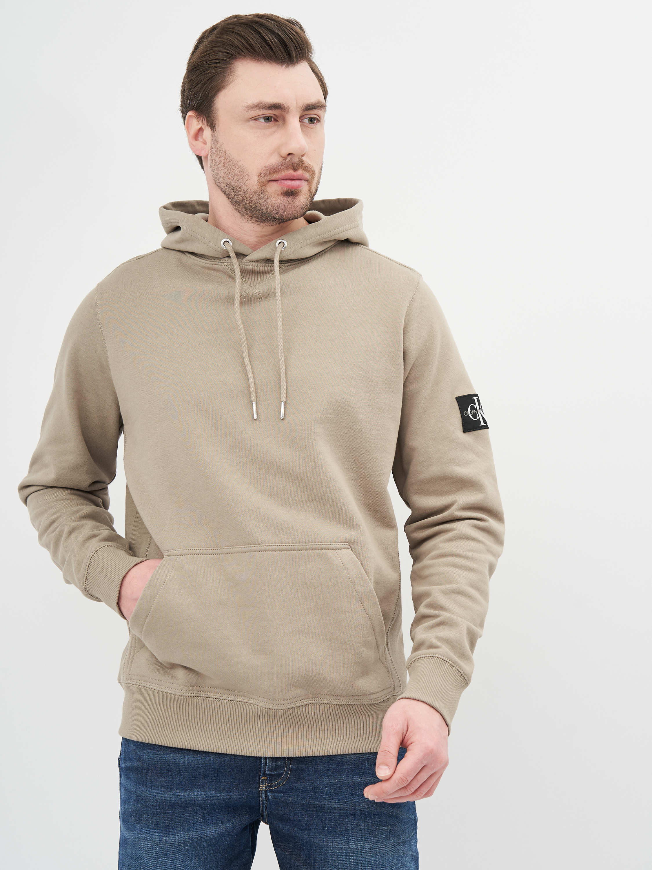 Худи Calvin Klein Jeans Monogram Sleeve Badge Hoodie J30J314036-PBU M Elephant Skin
Худи Calvin Klein Jeans Monogram Sleeve Badge Hoodie J30J314036-PBU M Elephant Skin
