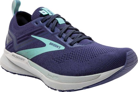 Женские кроссовки Brooks Ricochet 3 Running Sneaker Peacoat/Ribbon/Blue Tint 37.5
Женские кроссовки Brooks Ricochet 3 Running Sneaker Peacoat/Ribbon/Blue Tint 37.5