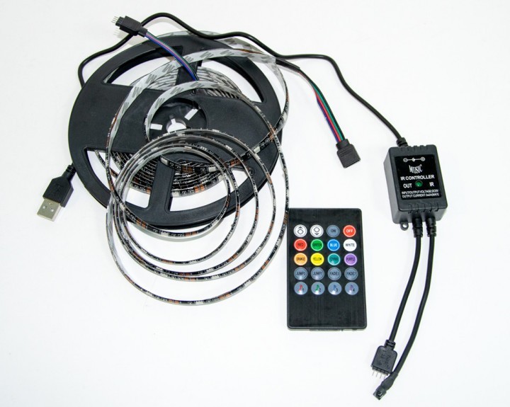 Комплект светодиодная лента 5050 RGB реагирует на звуки с котроллером управления и пультом
Комплект светодиодная лента 5050 RGB реагирует на звуки с котроллером управления и пультом