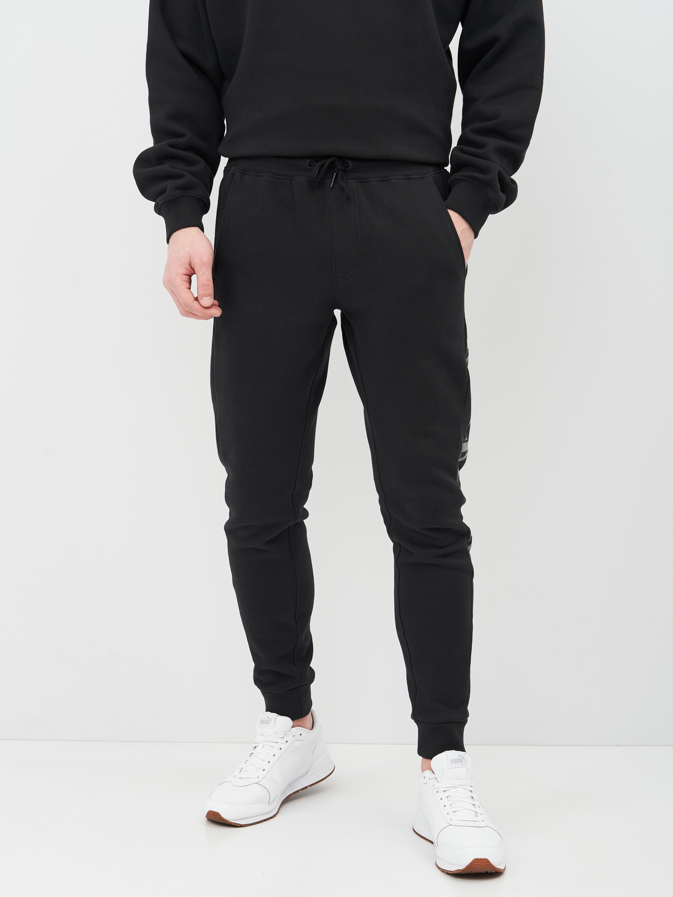 Спортивные штаны Calvin Klein Jeans Monogram Hwk Jogger J30J318491-BEH L Pvh Black
Спортивные штаны Calvin Klein Jeans Monogram Hwk Jogger J30J318491-BEH L Pvh Black