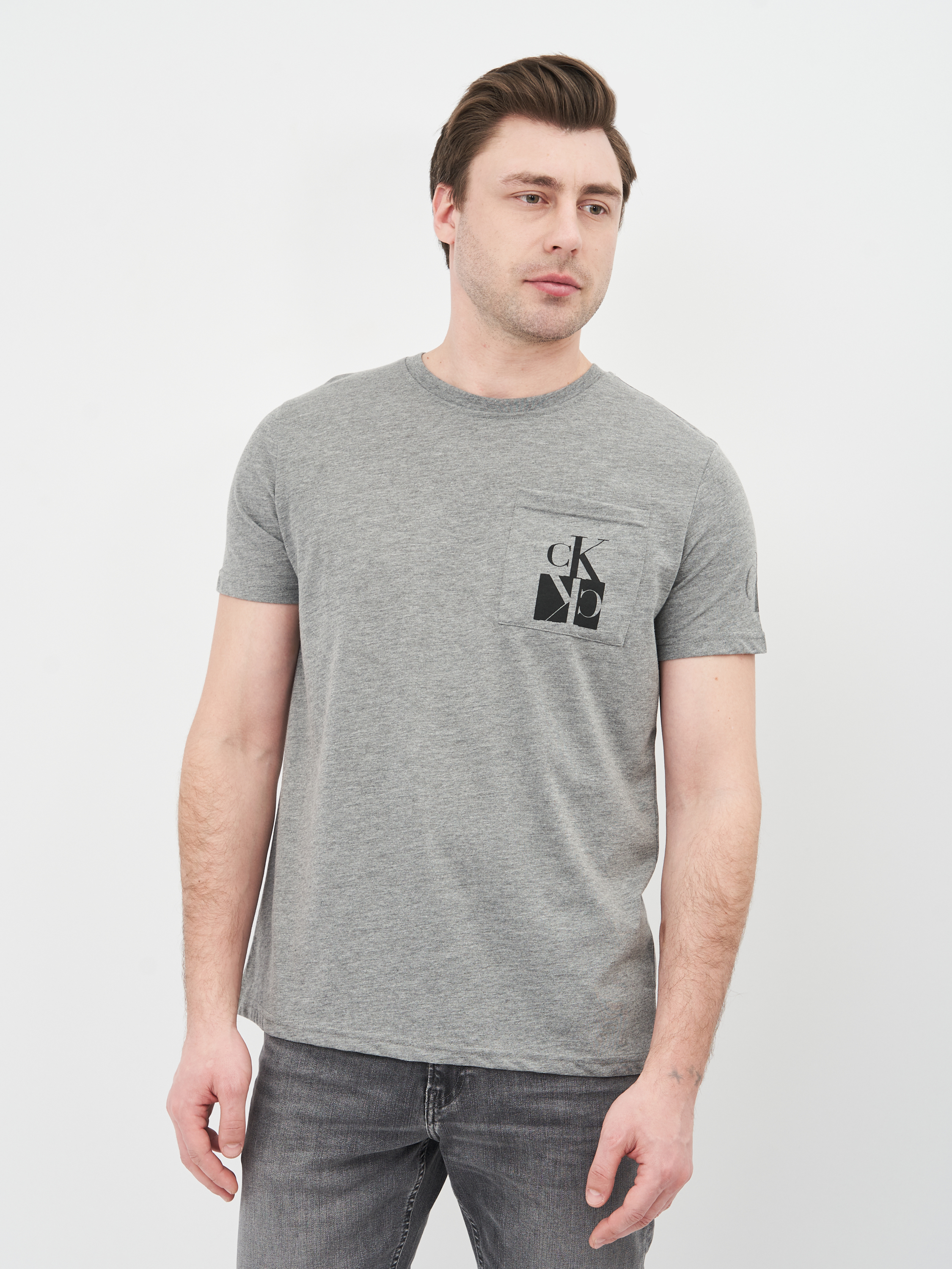 Футболка Calvin Klein Jeans 10601.3 (48) Серая, Футболка Calvin Klein Jeans 10601.3 L (48) Серая
Футболка Calvin Klein Jeans 10601.3 (48) Серая, Футболка Calvin Klein Jeans 10601.3 L (48) Серая