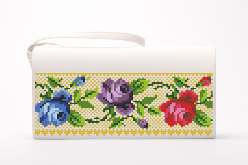 Набір для вишивки нитками Барвиста Вишиванка заготовки пошитого клатча Розкішні квіти. Буковинська (КЛ006дМ1301i)
Набір для вишивки нитками Барвиста Вишиванка заготовки пошитого клатча Розкішні квіти. Буковинська (КЛ006дМ1301i)