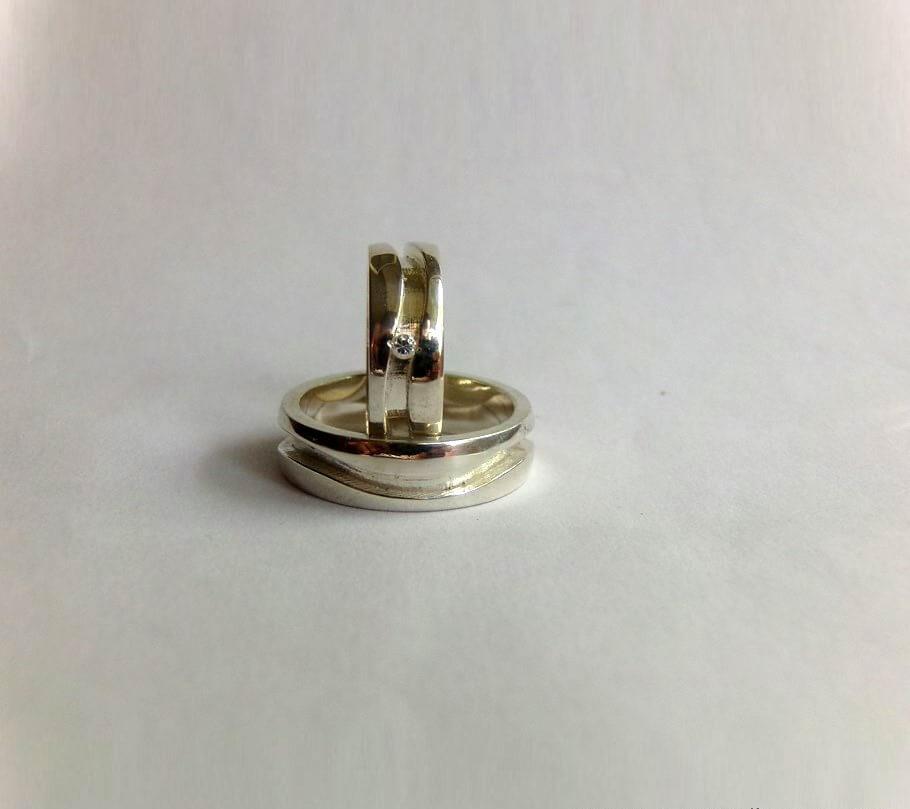 Золотые обручальные кольца канавки Maxi Silver 2558 ZL, размер 20
Золотые обручальные кольца канавки Maxi Silver 2558 ZL, размер 20