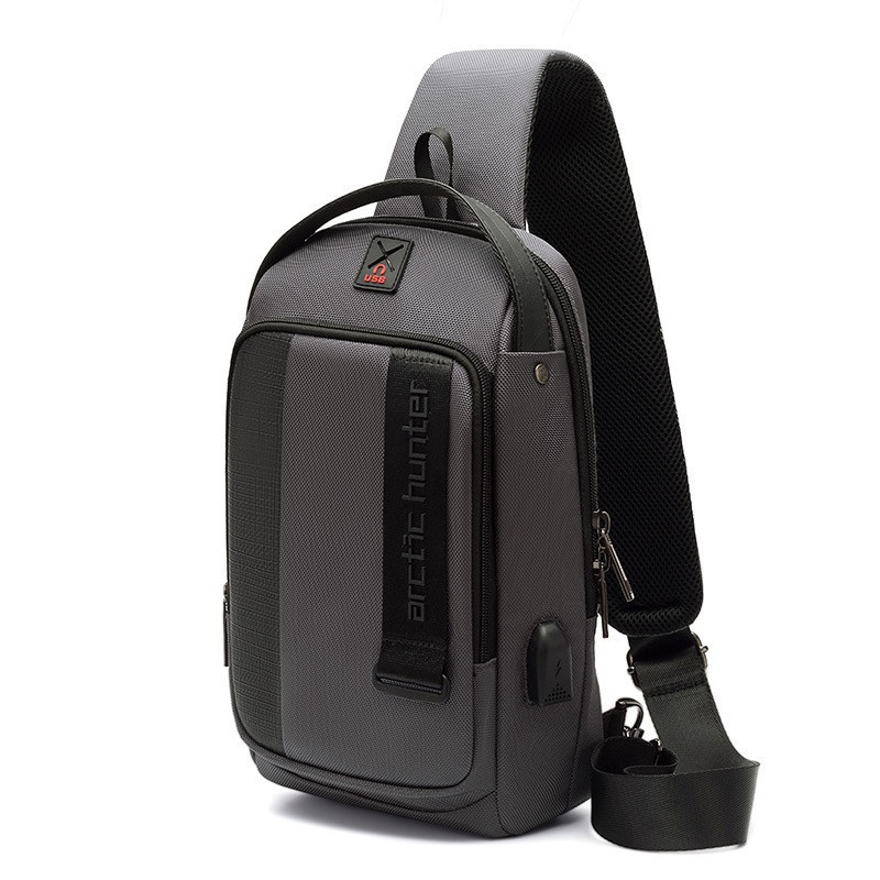 Однолямочный городской рюкзак-барсетка Arctic Hunter XB00100, с USB портом, влагозащищённый, 5л Серый
Однолямочный городской рюкзак-барсетка Arctic Hunter XB00100, с USB портом, влагозащищённый, 5л Серый