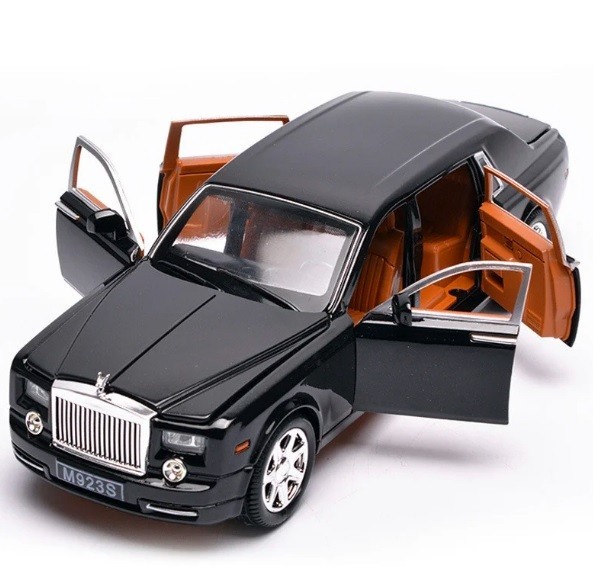 Коллекционная машинка АвтоСвіт Rolls Royce Phantom металлическая модель в масштабе 1:24 черная
Коллекционная машинка АвтоСвіт Rolls Royce Phantom металлическая модель в масштабе 1:24 черная