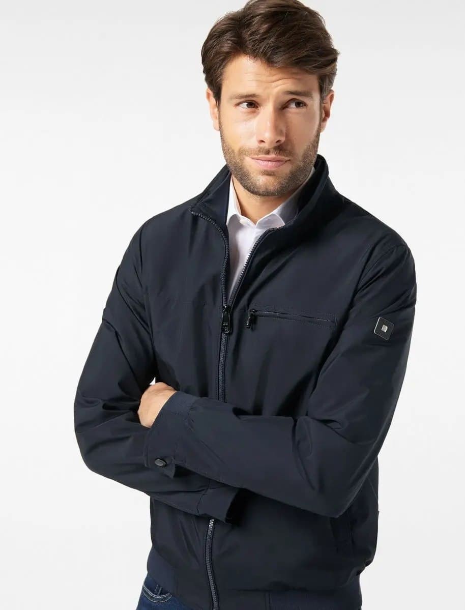 Ветровка Pierre Cardin из коллекции Voyage серия Gore-Tex в темно-синем цвете размер (4622/3000/70440, Ветровка Pierre Cardin из коллекции Voyage серия Gore-Tex в темно-синем цвете размер 50 (4622/3000/70440)
Ветровка Pierre Cardin из коллекции Voyage серия Gore-Tex в темно-синем цвете размер (4622/3000/70440, Ветровка Pierre Cardin из коллекции Voyage серия Gore-Tex в темно-синем цвете размер 50 (4622/3000/70440)