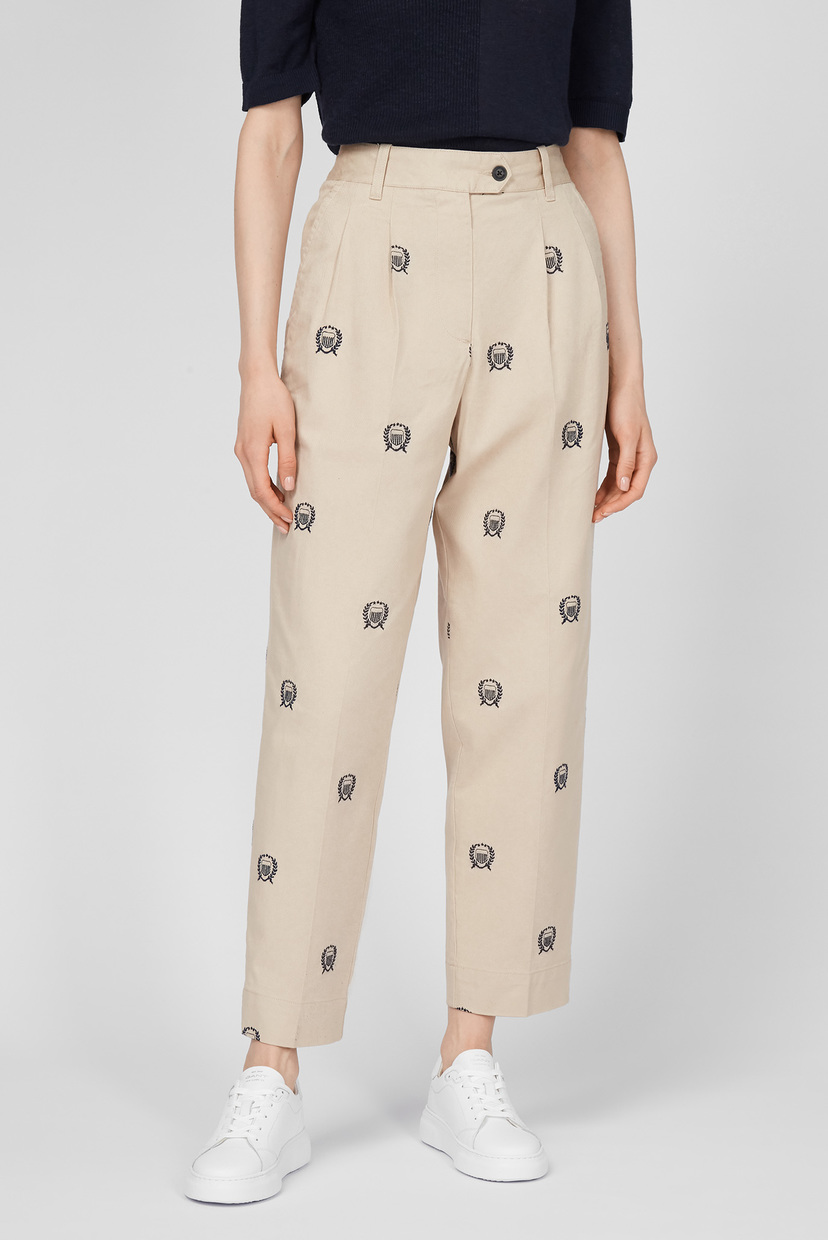 Женские бежевые брюки HW PLEATED CREST Gant 4150181, Женские бежевые брюки HW PLEATED CREST Gant 40 4150181
Женские бежевые брюки HW PLEATED CREST Gant 4150181, Женские бежевые брюки HW PLEATED CREST Gant 40 4150181
