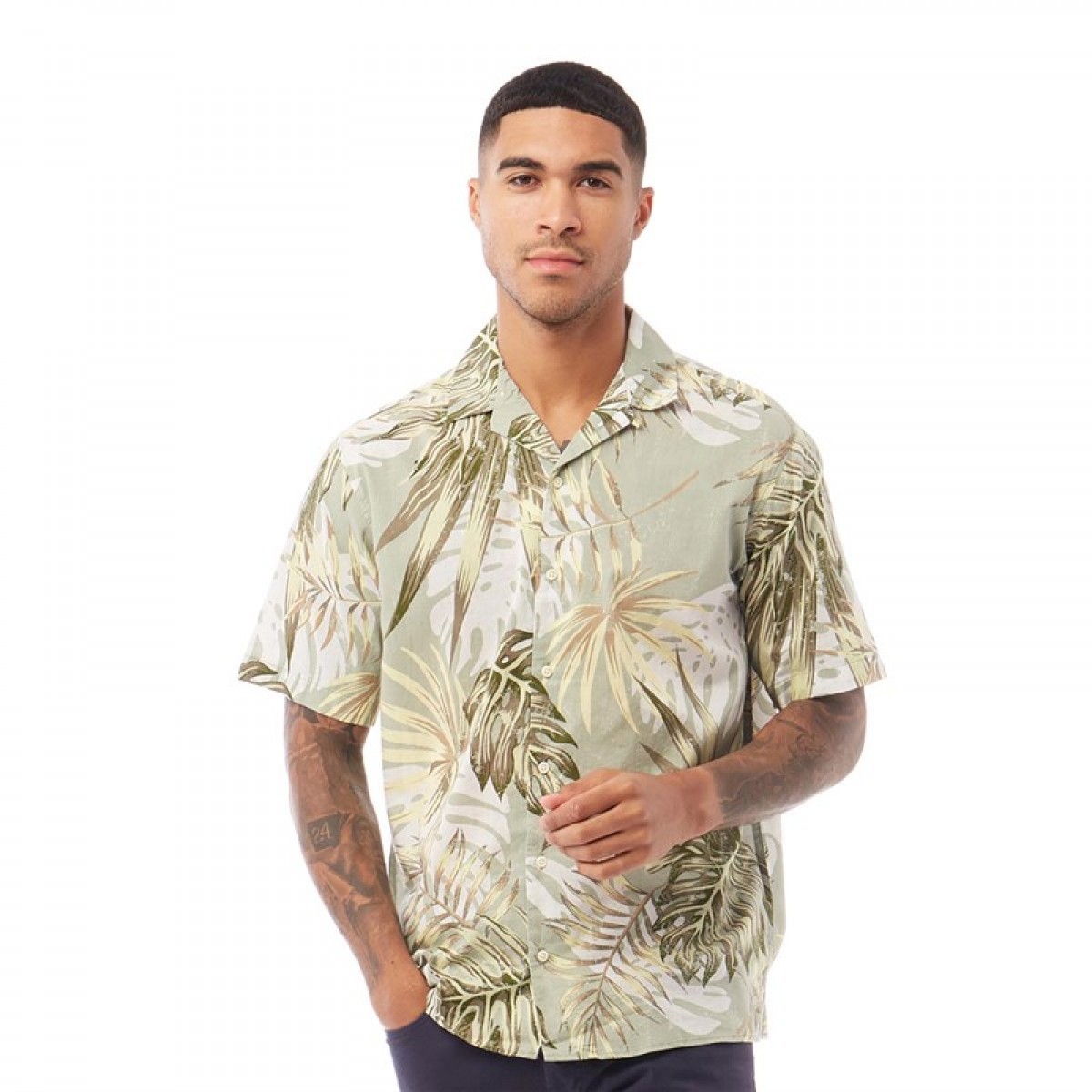 Рубашка JACK AND JONES Marty Organic Short Sleeve Shirt Green Milieu Pale Green, S (44)
Рубашка JACK AND JONES Marty Organic Short Sleeve Shirt Green Milieu Pale Green, S (44)