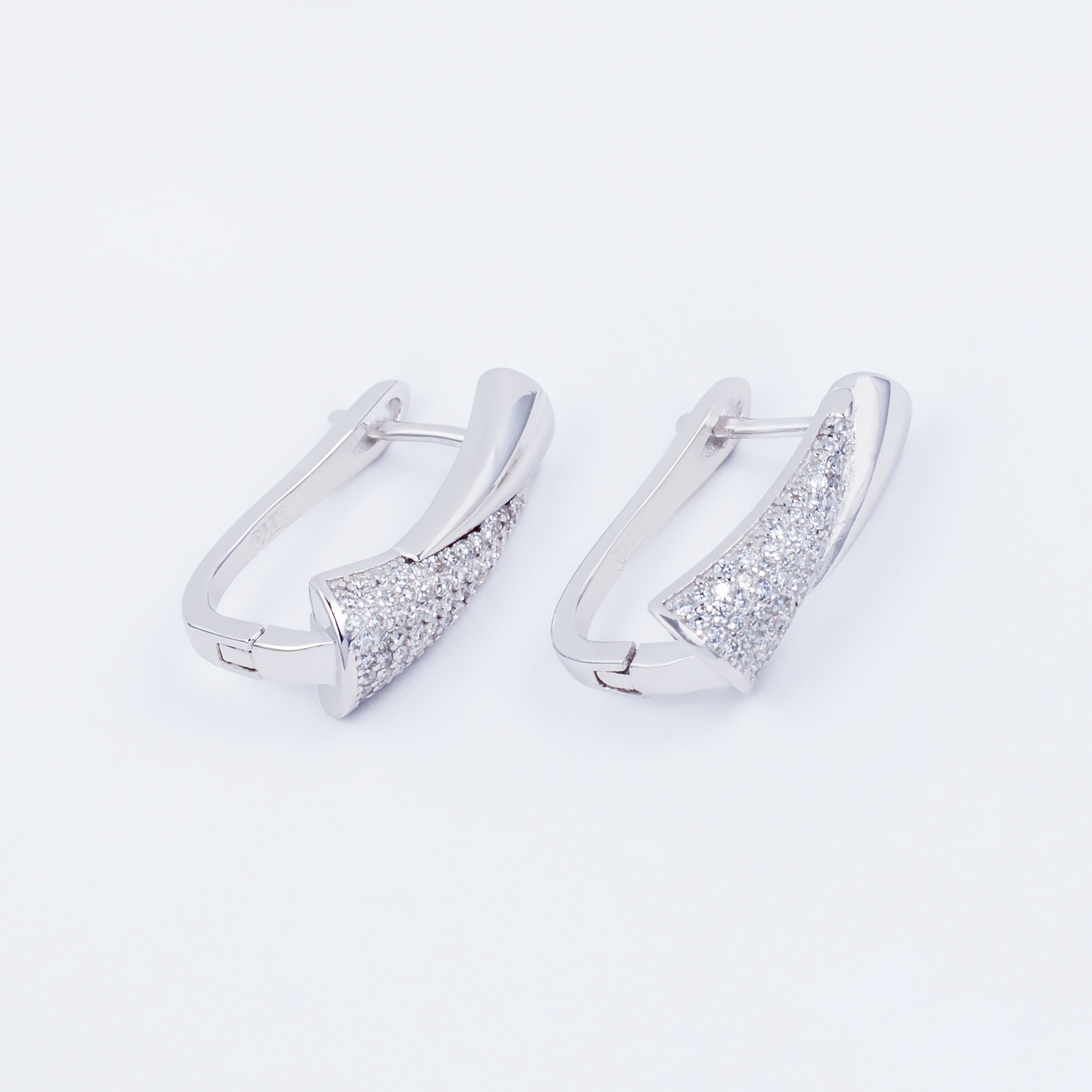 Сережки TOP Silver 5,15 г 9520107б 
Сережки TOP Silver 5,15 г 9520107б