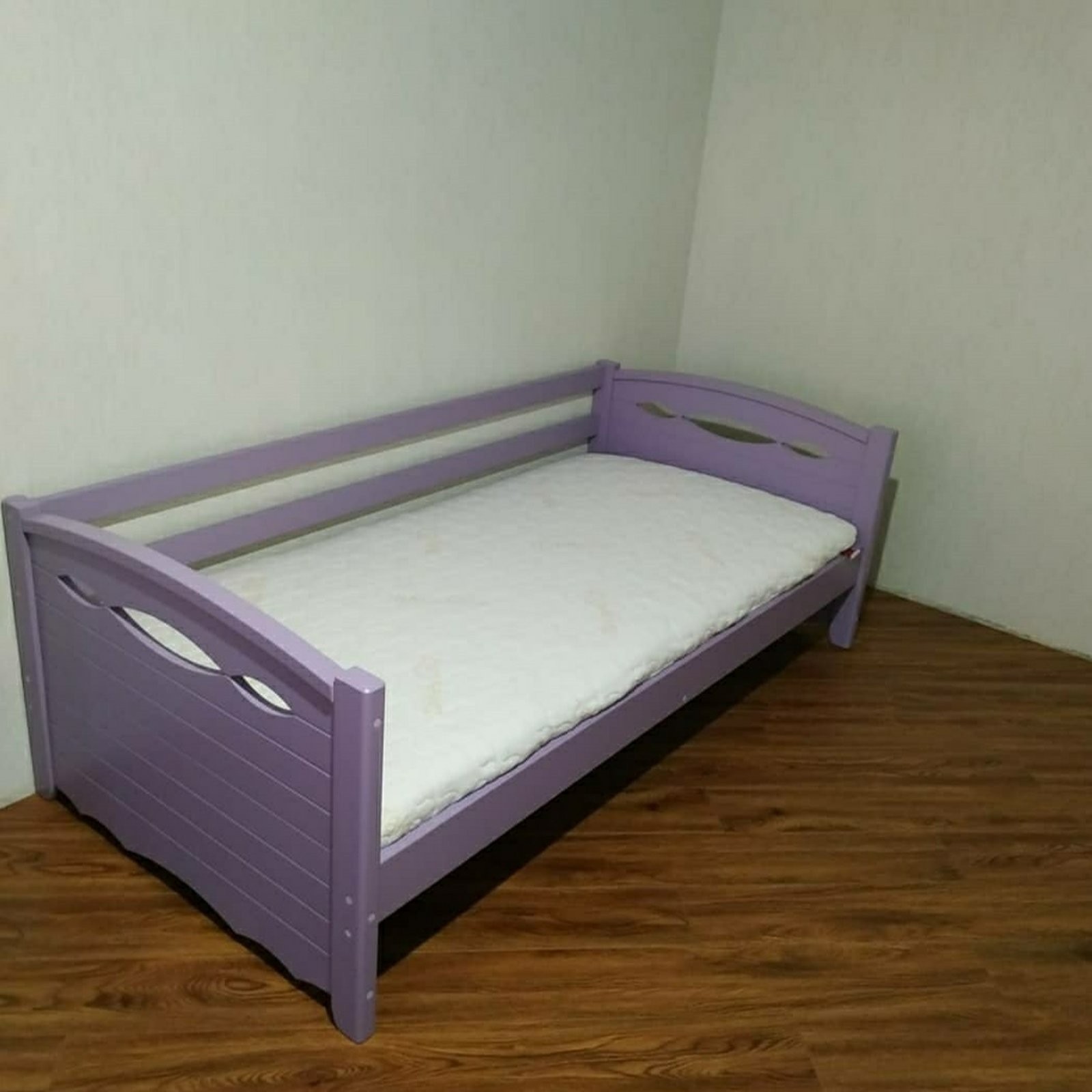 Кровать односпальная тахта RainbowDream Новус 80х200 см фиолетовый массив ольхи, без ящиков
Кровать односпальная тахта RainbowDream Новус 80х200 см фиолетовый массив ольхи, без ящиков