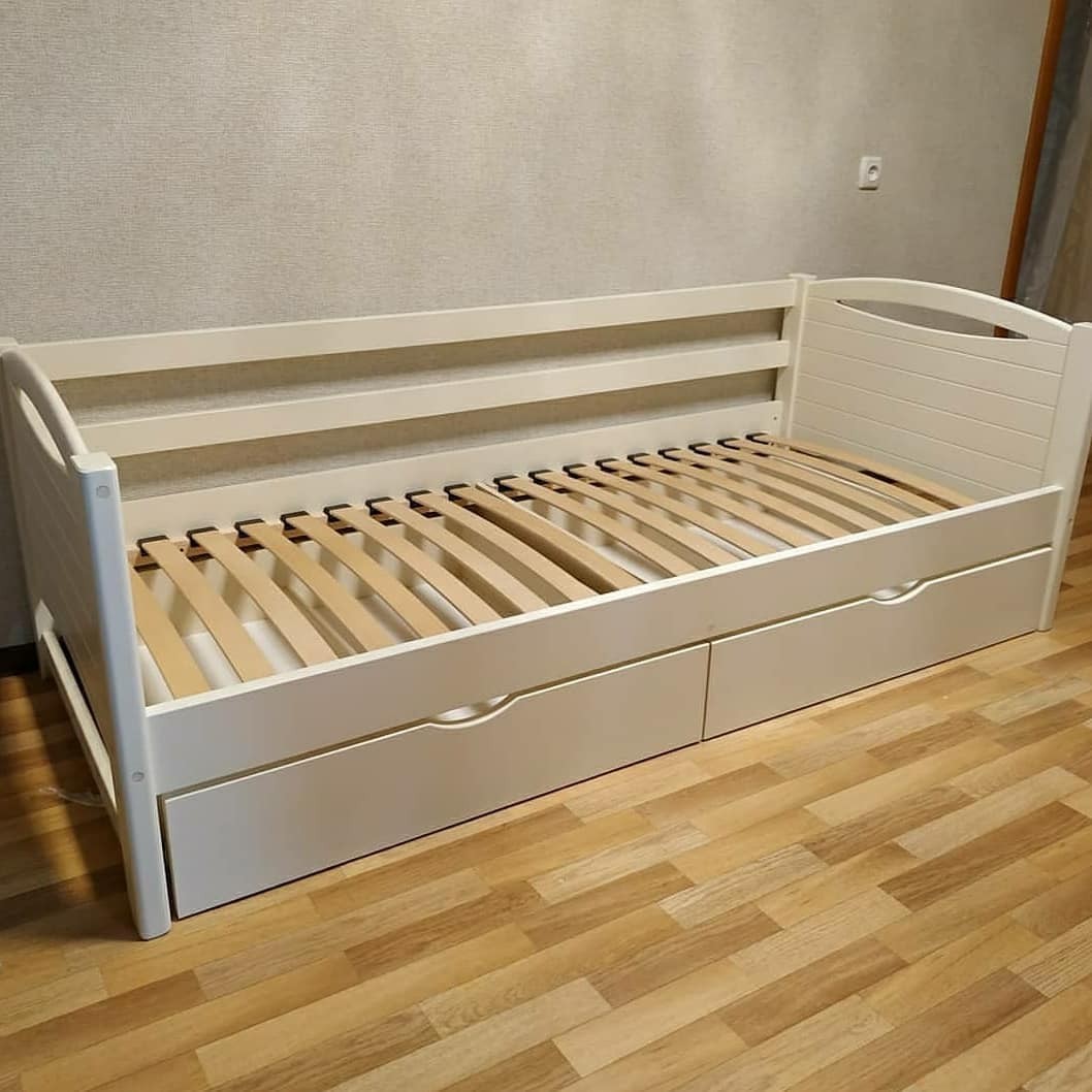 Кровать односпальная тахта RainbowDream Анимона 90х200 см белый массив ольхи, с ящиками
Кровать односпальная тахта RainbowDream Анимона 90х200 см белый массив ольхи, с ящиками