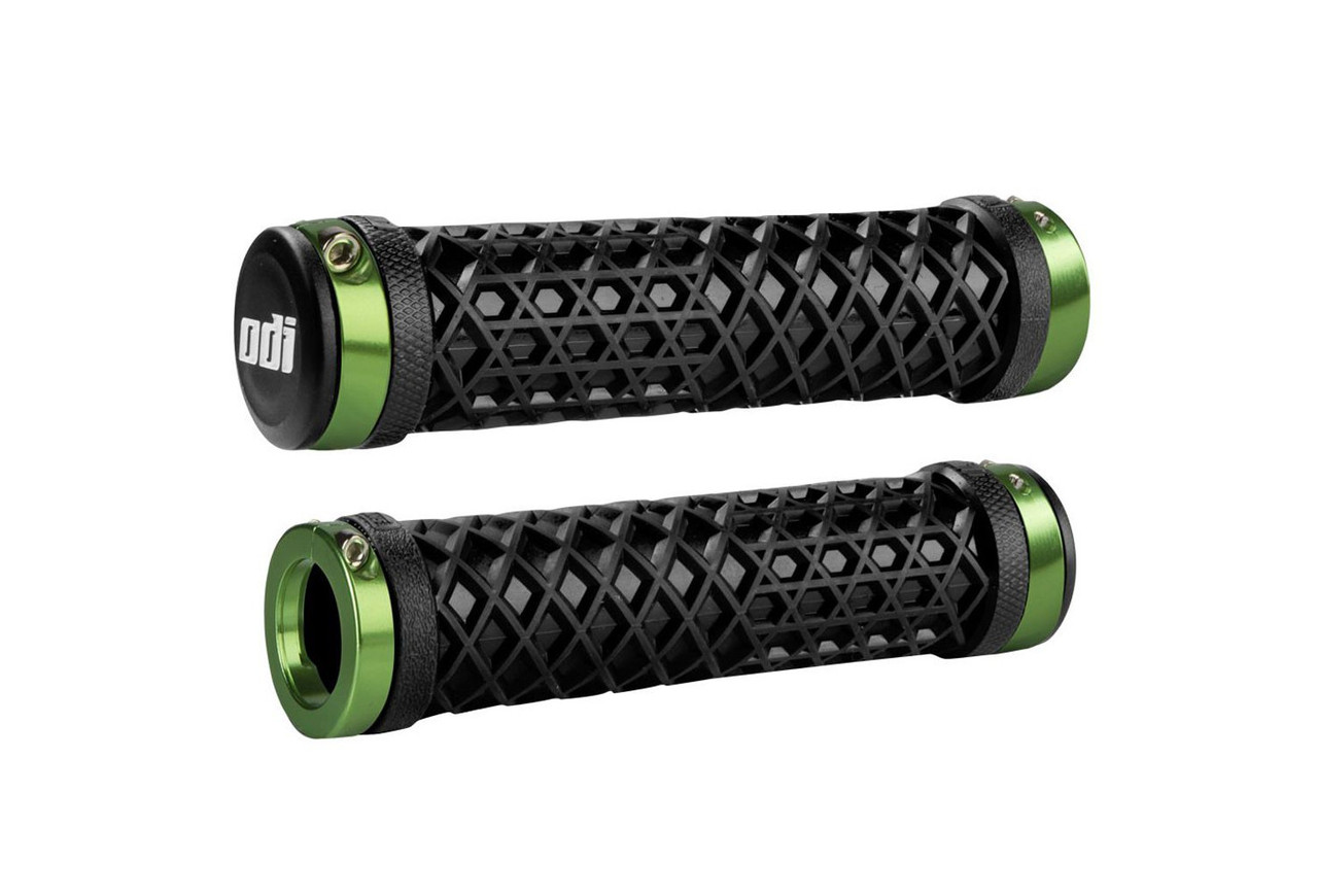 Грипсы велосипедные (ручки руля) ODI Vans® Lock-On Grips(черные с зелеными замками)
Грипсы велосипедные (ручки руля) ODI Vans® Lock-On Grips(черные с зелеными замками)