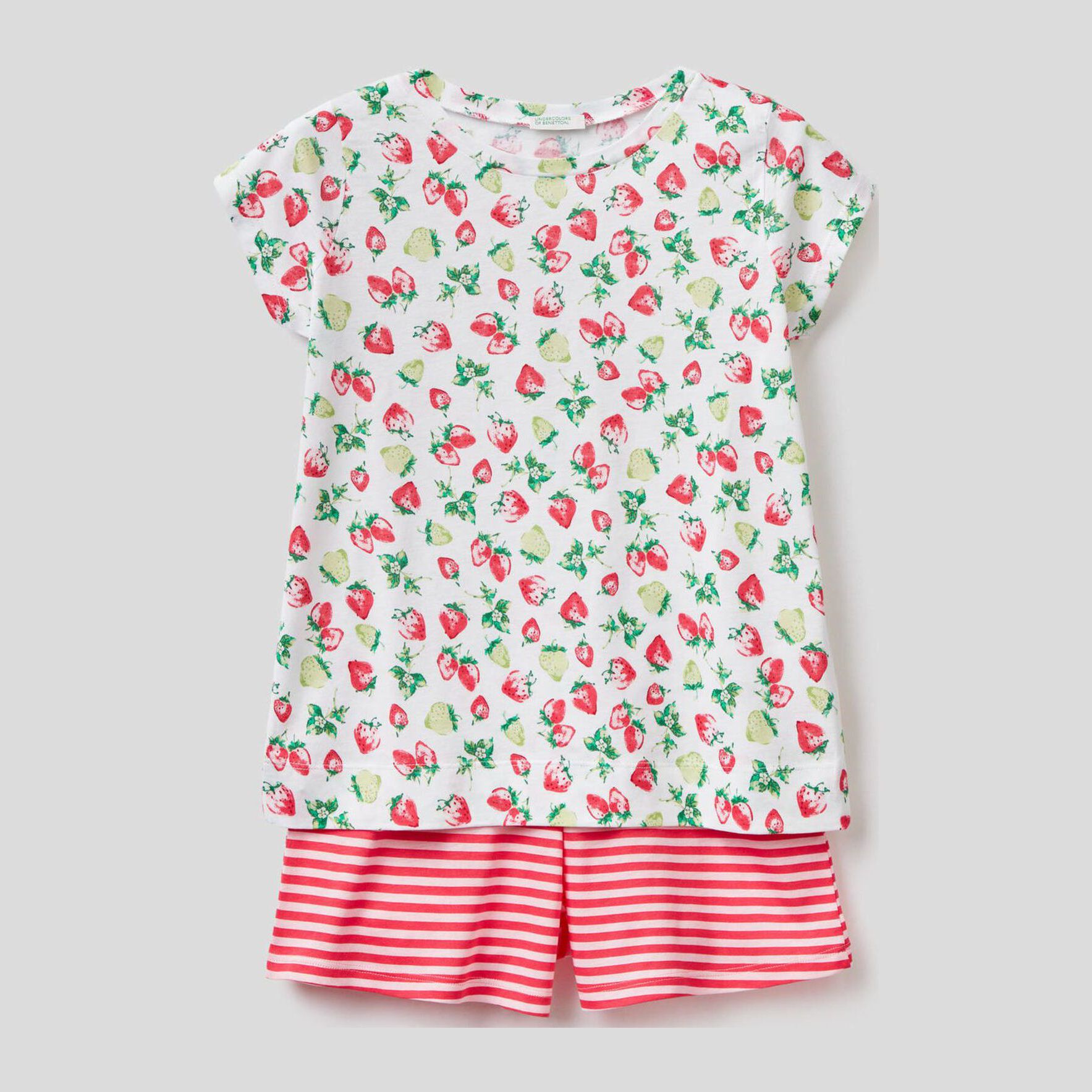 Пижама (футболка + шорты) United Colors of Benetton 35KW0P26W-68E 150 см XL
Пижама (футболка + шорты) United Colors of Benetton 35KW0P26W-68E 150 см XL