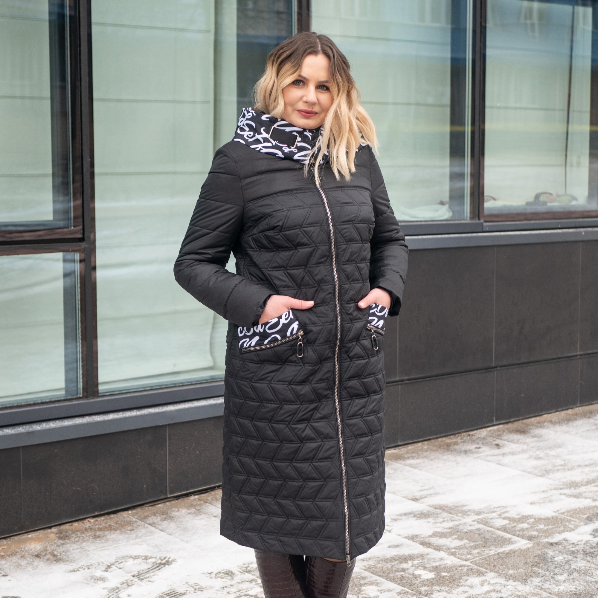 Демисезонная женская куртка больших размеров UF-Fashion Elena plash - ad 50 черный
Демисезонная женская куртка больших размеров UF-Fashion Elena plash - ad 50 черный