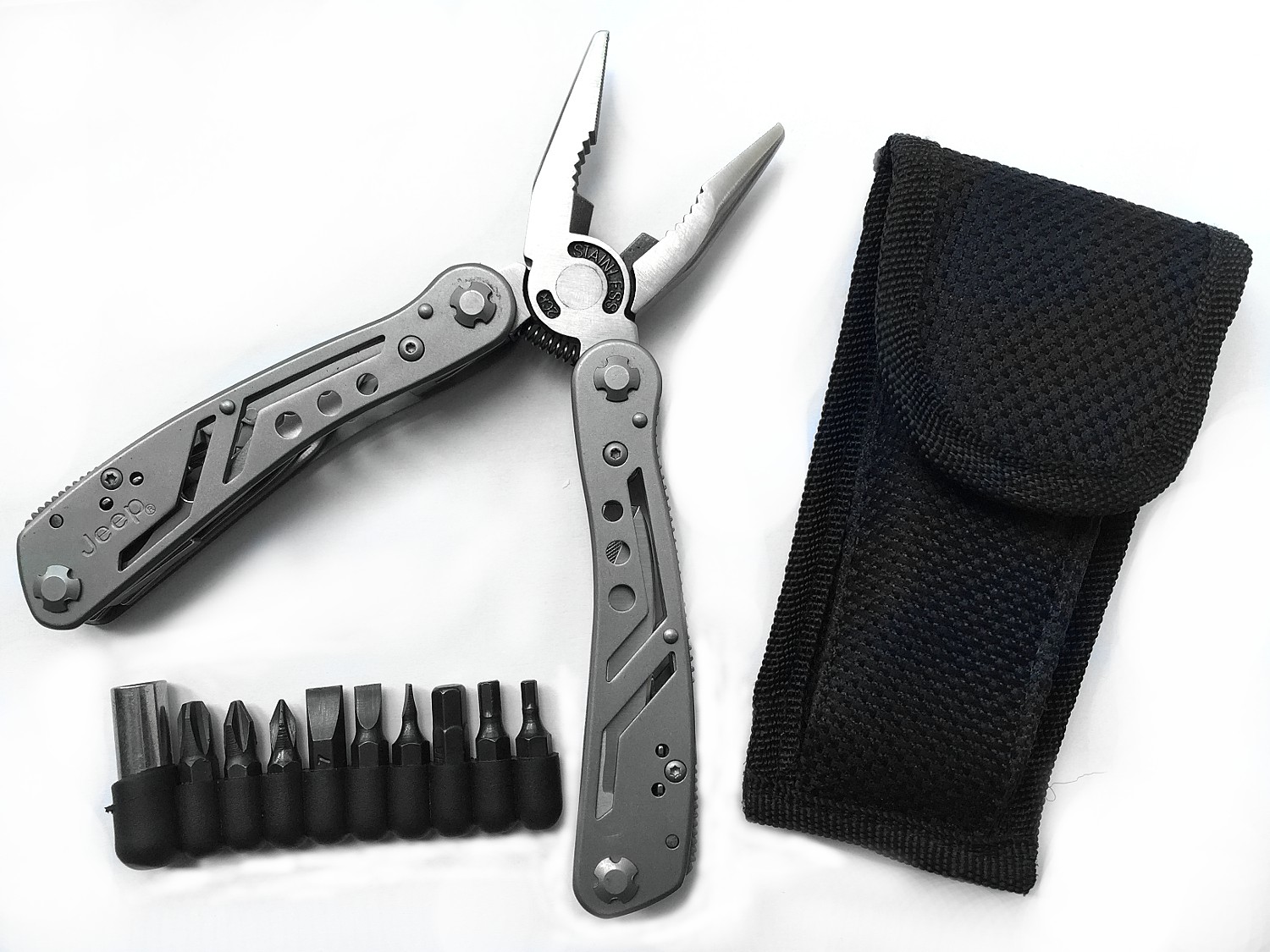 Мультитул (плоскогубцы, отвертка, кусачки, нож) Jeep R26597 Black
Мультитул (плоскогубцы, отвертка, кусачки, нож) Jeep R26597 Black