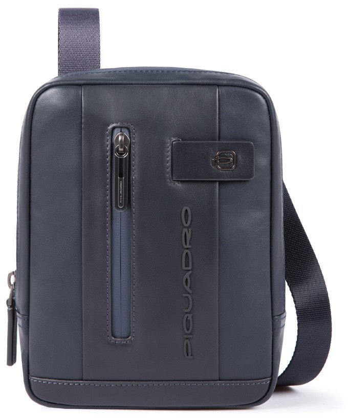 Сумочка Piquadro URBAN/Blue верт. с отдел. для iPad mini на ремне (17,5x22,5x5) CA3084UB00_BLU
Сумочка Piquadro URBAN/Blue верт. с отдел. для iPad mini на ремне (17,5x22,5x5) CA3084UB00_BLU