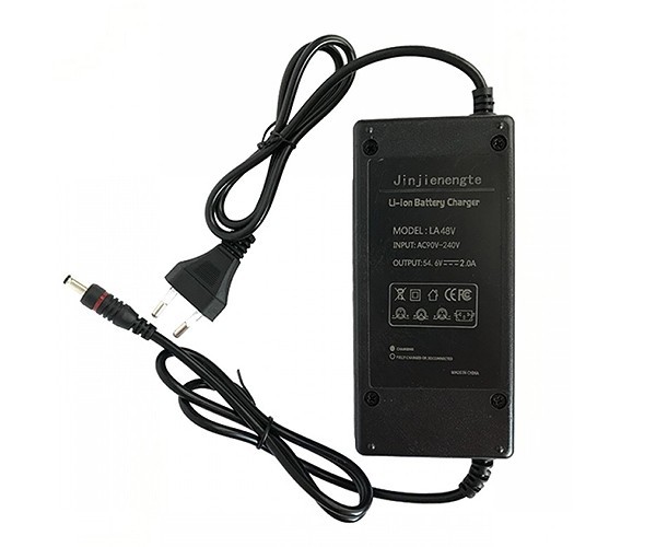 Зарядное устройство для аккумулятора электровелосипеда LA48V (для Li-ion 48V)
Зарядное устройство для аккумулятора электровелосипеда LA48V (для Li-ion 48V)