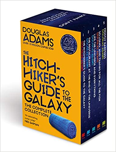 Книга на английском языке The Hitchhiker's Guide to the Galaxy. The Complete Collection. Boxset (5 books) от автора Douglas Adams и издательства Macmillan из Великобритании
Книга на английском языке The Hitchhiker's Guide to the Galaxy. The Complete Collection. Boxset (5 books) от автора Douglas Adams и издательства Macmillan из Великобритании