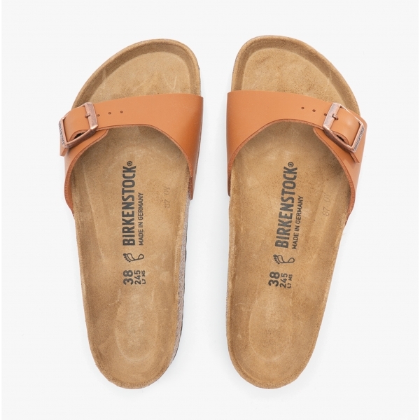 Женские шлепанцы Madrid BF Ginger Brown Birkenstock BIRKENSTOCK (Германия) 37 Бежевый (3298-39123)
Женские шлепанцы Madrid BF Ginger Brown Birkenstock BIRKENSTOCK (Германия) 37 Бежевый (3298-39123)