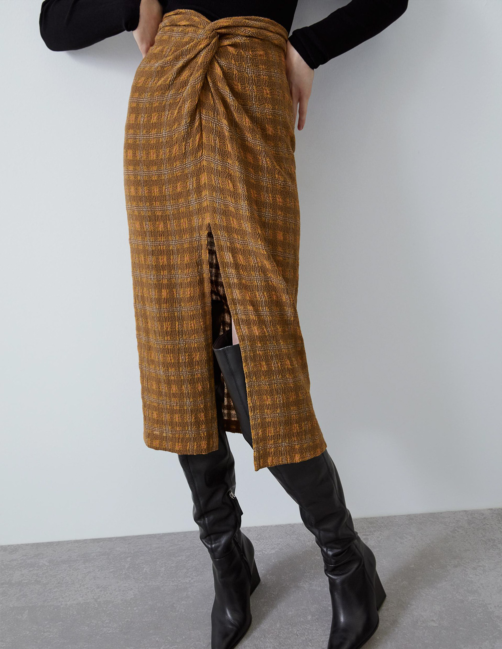 Юбка Zara Ж1060405 (8155/210/703) цвет коричневый, Юбка Zara Ж1060405 (8155/210/703) цвет коричневый XS
Юбка Zara Ж1060405 (8155/210/703) цвет коричневый, Юбка Zara Ж1060405 (8155/210/703) цвет коричневый XS