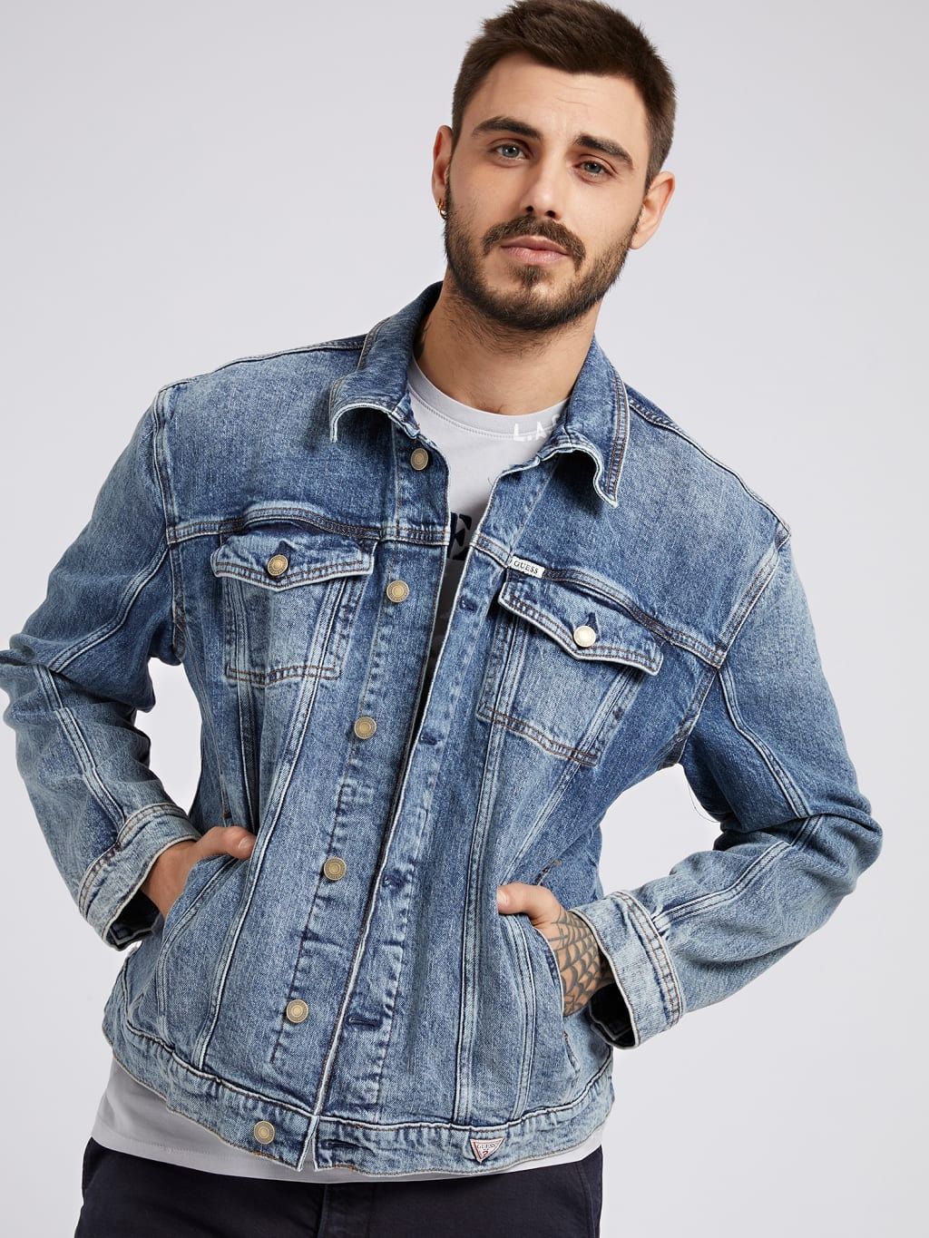 Джинсовая куртка Guess M1YN37-D47IF-MICG Michigan, Джинсовая куртка Guess M1YN37-D47IF-MICG M Michigan
Джинсовая куртка Guess M1YN37-D47IF-MICG Michigan, Джинсовая куртка Guess M1YN37-D47IF-MICG M Michigan