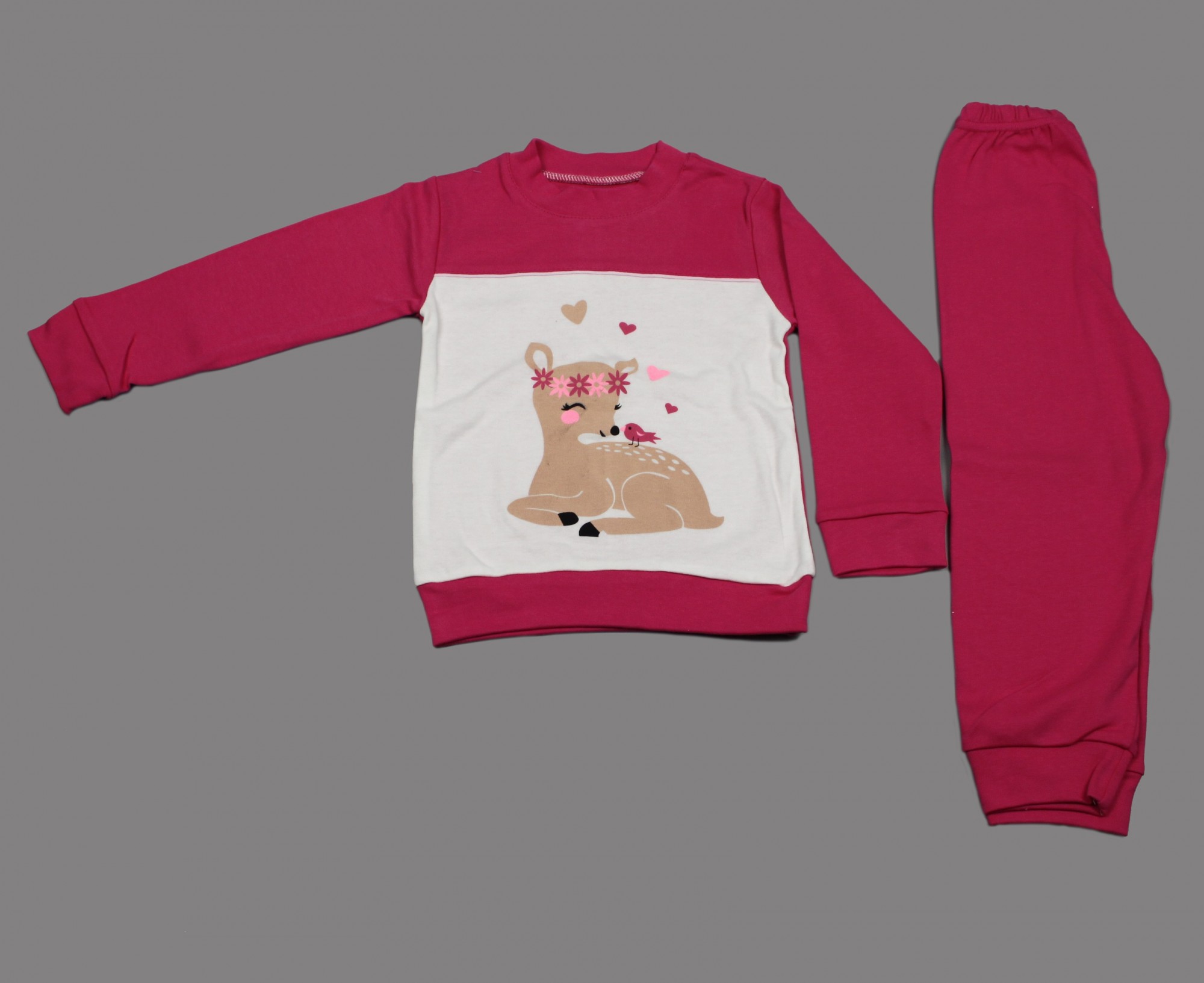Пижама (футболка с длинным рукавом + штаны) Iev-Style B45.1 Косуля p.98 (2706238)
Пижама (футболка с длинным рукавом + штаны) Iev-Style B45.1 Косуля p.98 (2706238)