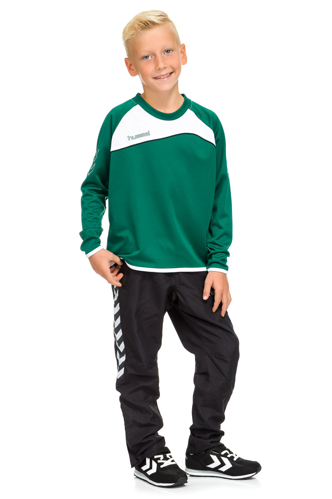 Детский Hummel комплект 8Y ЧЕРНО-ТЕМНО-БИРЮЗОВЫЙ (132-102-2001-8Y--104-033-6131-8Y)
Детский Hummel комплект 8Y ЧЕРНО-ТЕМНО-БИРЮЗОВЫЙ (132-102-2001-8Y--104-033-6131-8Y)