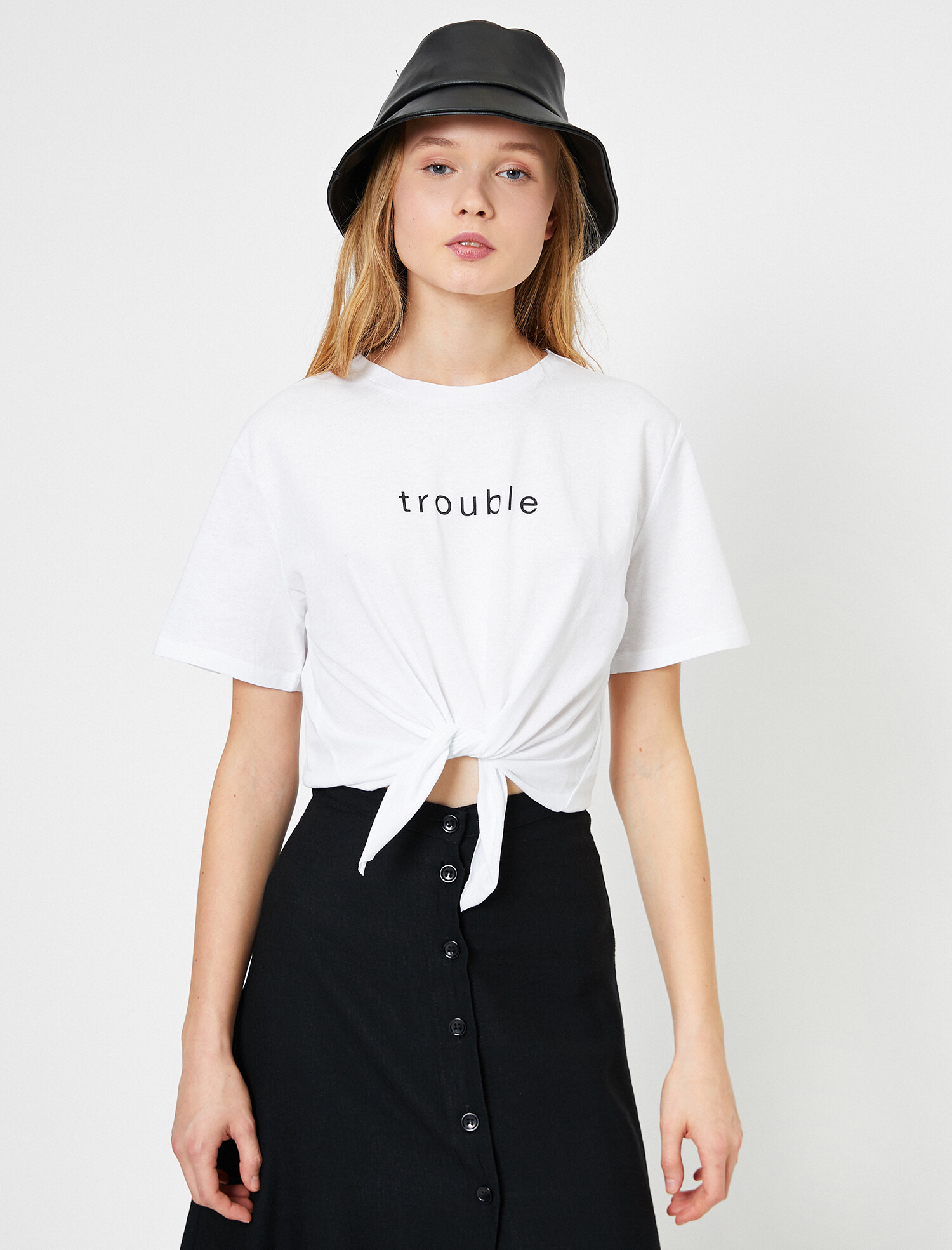 Футболка Koton 0YAL18077OK-001 Off White, Футболка Koton 0YAL18077OK-001 M Off White
Футболка Koton 0YAL18077OK-001 Off White, Футболка Koton 0YAL18077OK-001 M Off White