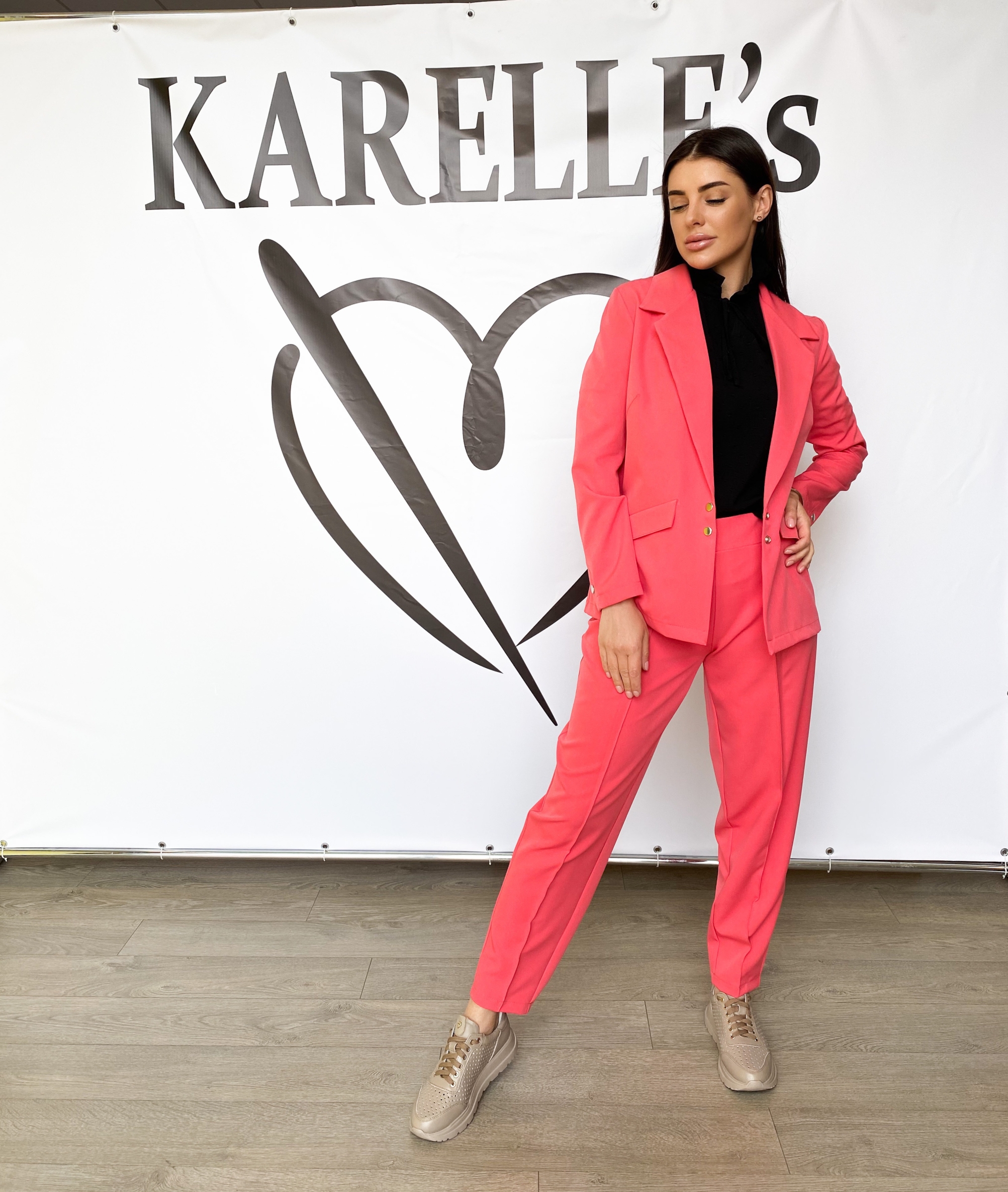 Костюм-двійка KARELLE' Модуль - Персик К.28.0309.00, Костюм-двійка KARELLE's Модуль S-M Персик К.28.0309.00.S-M
Костюм-двійка KARELLE' Модуль - Персик К.28.0309.00, Костюм-двійка KARELLE's Модуль S-M Персик К.28.0309.00.S-M