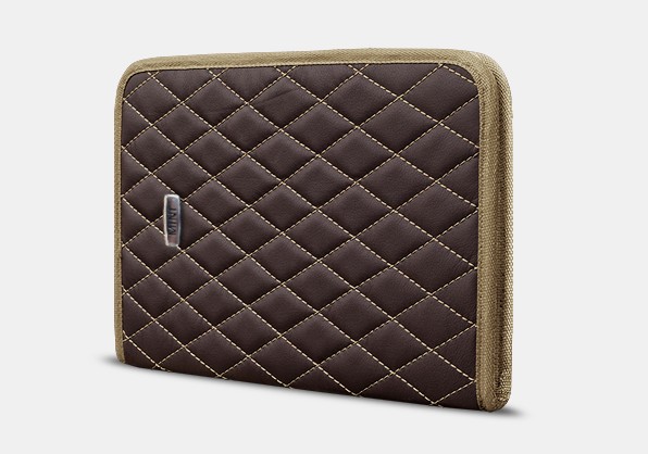 Органайзер для документов А4 Mini от Carbag Коричневый с бежевой строчкой и бежевой окантовкой
Органайзер для документов А4 Mini от Carbag Коричневый с бежевой строчкой и бежевой окантовкой
