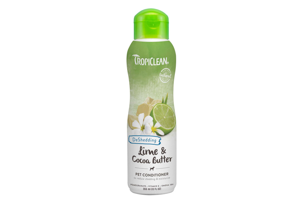 Кондиционер TropiClean Lime Cocoa для увлажнённой кожи и снижение линьки для собак и котов 355 мл
Кондиционер TropiClean Lime Cocoa для увлажнённой кожи и снижение линьки для собак и котов 355 мл