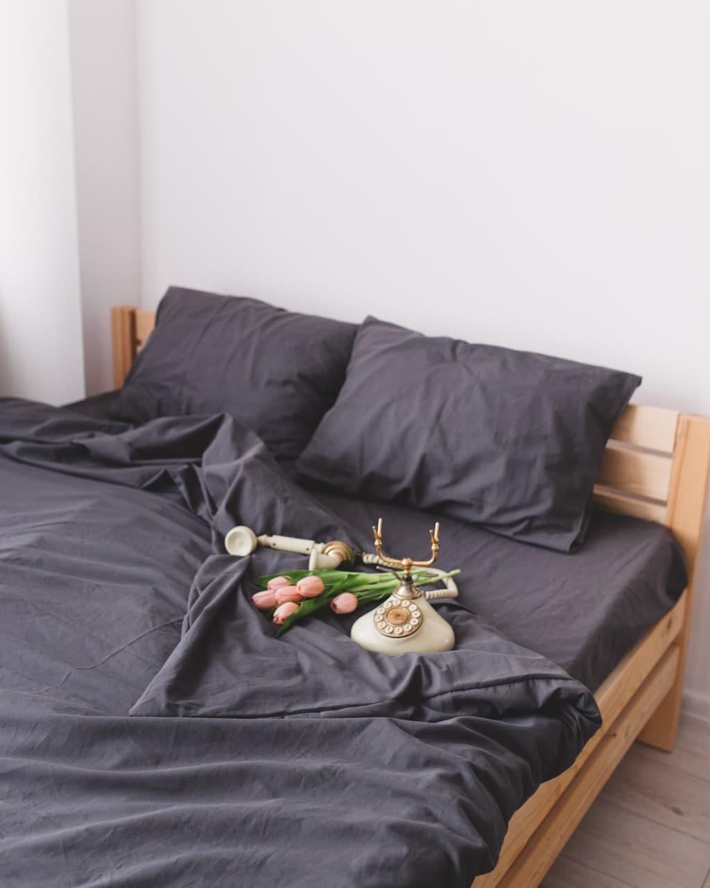 Комплект постельного белья Qili Home Textile Сатин №R5896splR Двухспальный 180х215 темно-серый
Комплект постельного белья Qili Home Textile Сатин №R5896splR Двухспальный 180х215 темно-серый