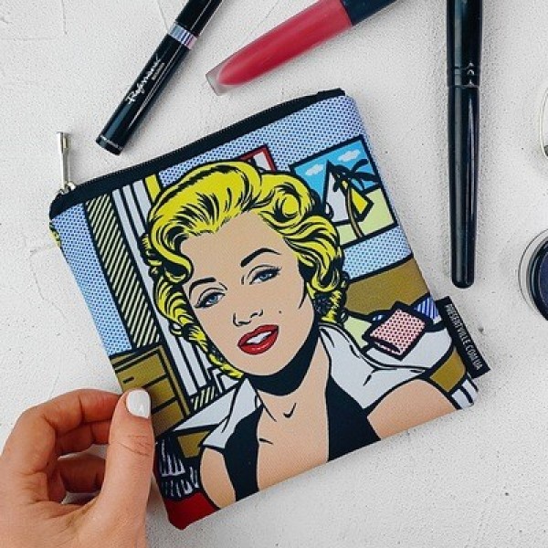 Косметичка квадратная маленькая "Basic Marilyn Monroe pop art" Present косметичка квадратная с ярким принтом
Косметичка квадратная маленькая "Basic Marilyn Monroe pop art" Present косметичка квадратная с ярким принтом