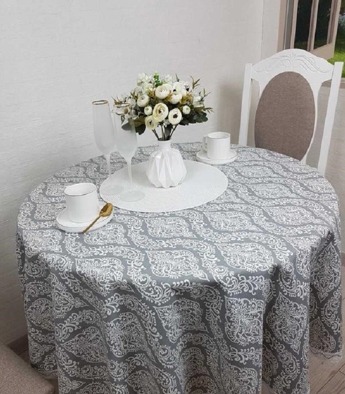 Скатерть с тефлоновой пропиткой Роспись на сером CottonTwill 170х250 см (СТ0035-8)
Скатерть с тефлоновой пропиткой Роспись на сером CottonTwill 170х250 см (СТ0035-8)